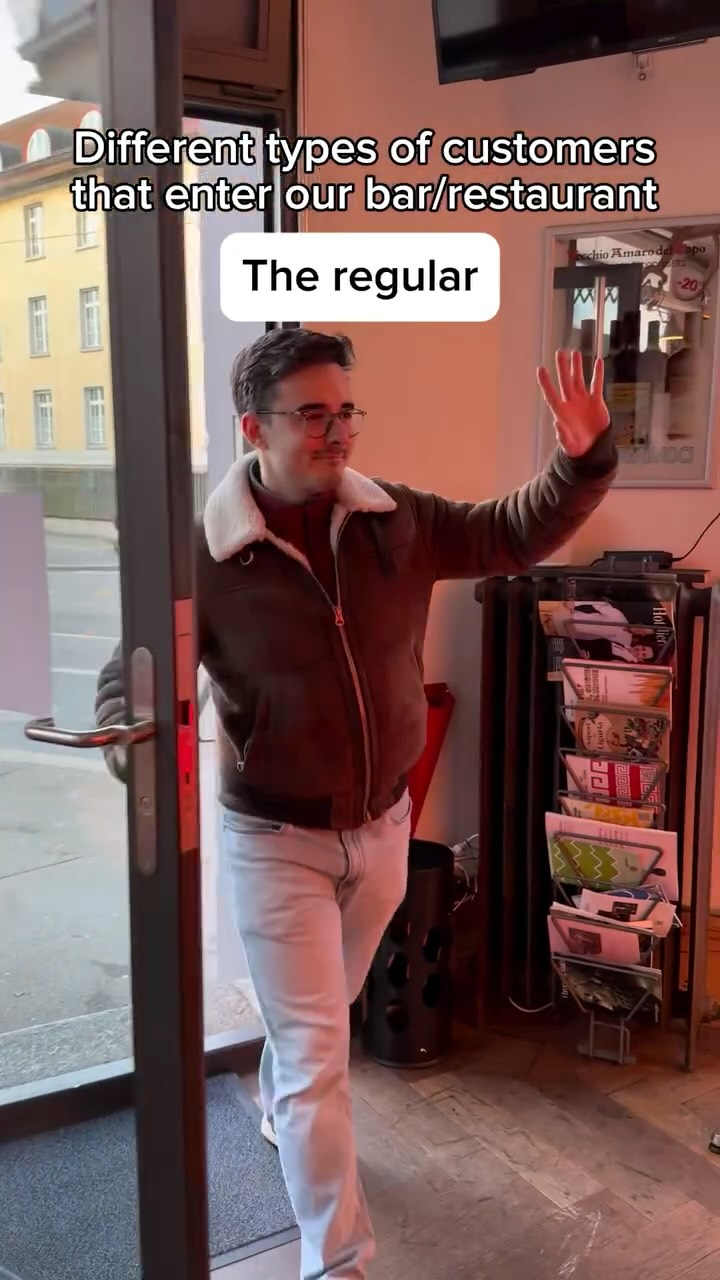 Comment below - which customer are you? 😂🍸
#RelatableReels #BarVibes #RestaurantFun #ServiceIndustryHumor #FunnyVideos #Italian #Zurich #Switzerland