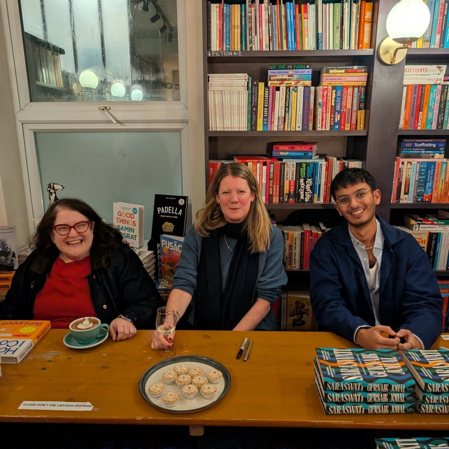 BookBar Islington's Festive Signing last night was magical. Our annual Christmas party, where we invite some of our favourite writers and all our wonderful customers to mingle, get books signed and mingle, is such a special way to kick off the festive season.
Thank you so much to @naomi_alderman @gurnaikjohal @othermehannah and @davidnichollswriter for coming and giving your time to our community and all your support this year, and thank you so much to our wonderful Highbury community for coming together and kicking off the festive season in style.
Our inaugural BookBar Chelsea signing evening is on Tuesday 2nd December - so come join us next week to meet @nataliehaynesauthor Benjamin Wood and @julielincooks 📚 There will be live music, mulled wine, and plenty of books to get signed! Head to our website to sign up!