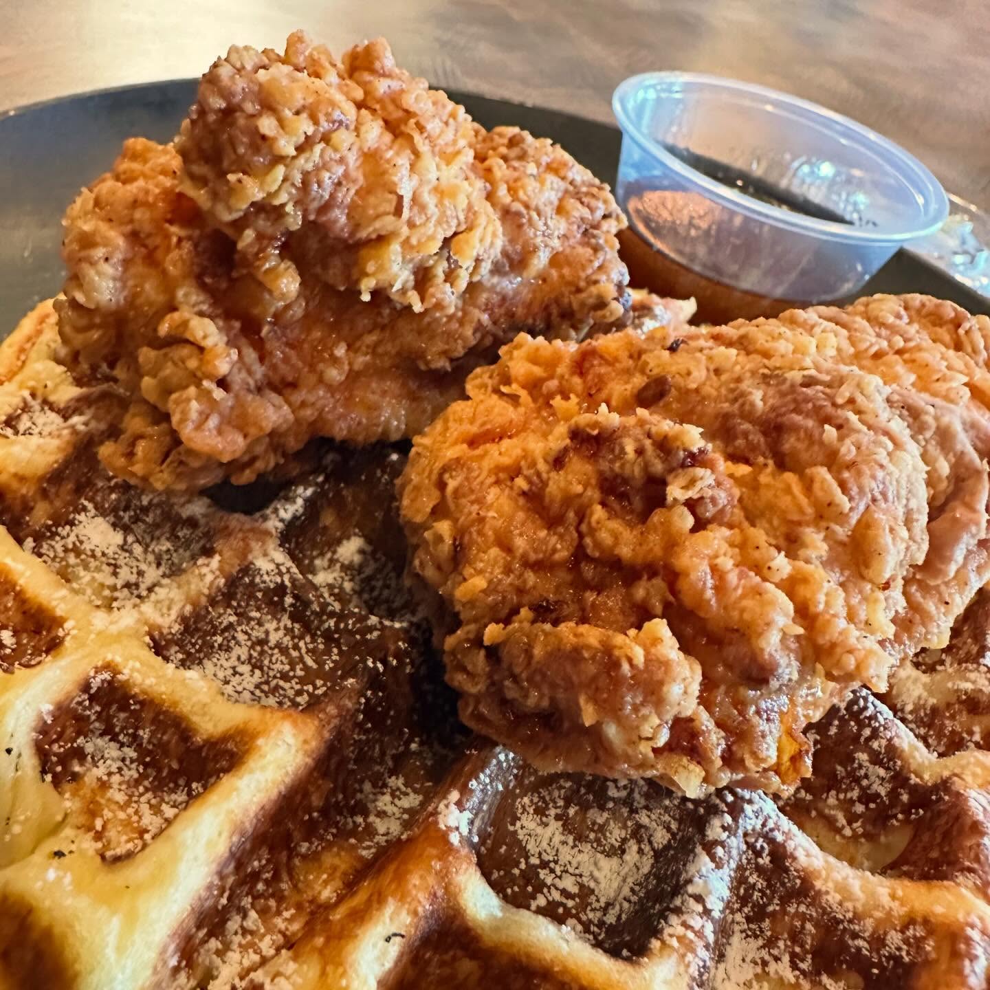 Stopped by @bikerjimsdogs at @avantifandb for a tasty snack and this #chickenandwaffles didn’t disappoint. Sour cream #waffles with crispy chix and sriracha maple syrup. Comfort food! #denverlicious