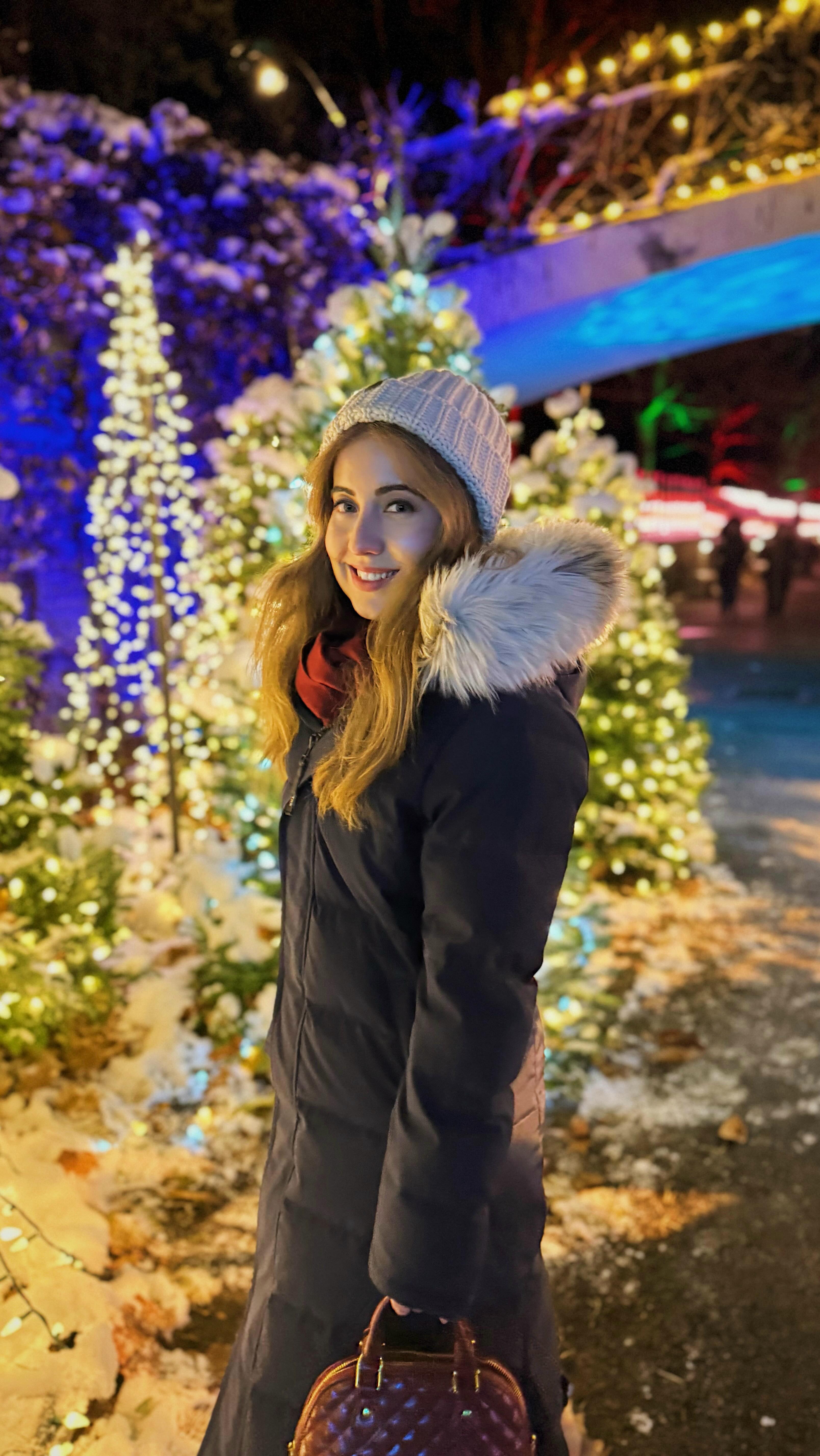 The Winter Wonders event at @rbgcanada is giving major winter wonderland vibes. This Christmas season, make sure you stop by and enjoy all the light displays! 🎄
And don’t forget to grab a hot chocolate available on the premises. ✨❄️
Where: Hendrie Park at RBG - 680 Plains Rd. West Burlington
When: On display until January 4th.