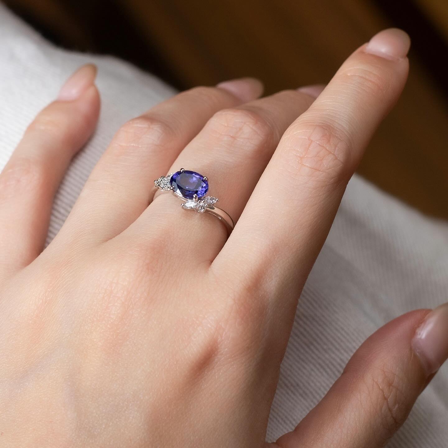 December’s birthstone, reimagined in a gentle winter bloom.
Our Fleur #Tanzanite Ring and Necklace glow in violet-blue tones, framed by delicate marquise-diamond leaves — a soft, graceful sparkle for the holidays.
Now available at our Takashimaya store. Visit us to view the collection in person.