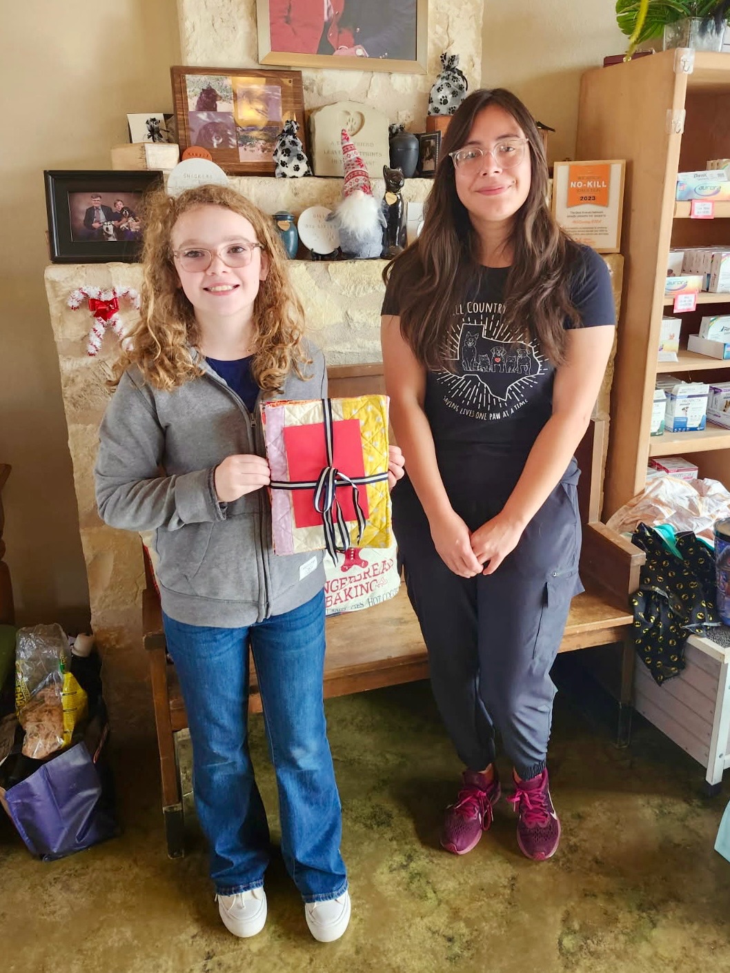 The girls in our Homeschool Sewing Class put their skills to work sewing cozy kennel quilts for our local SPCA bringing comfort, care, and a little extra love to furry friends waiting for their forever homes. Proud of their compassion and creativity! ❤️🎨🐾