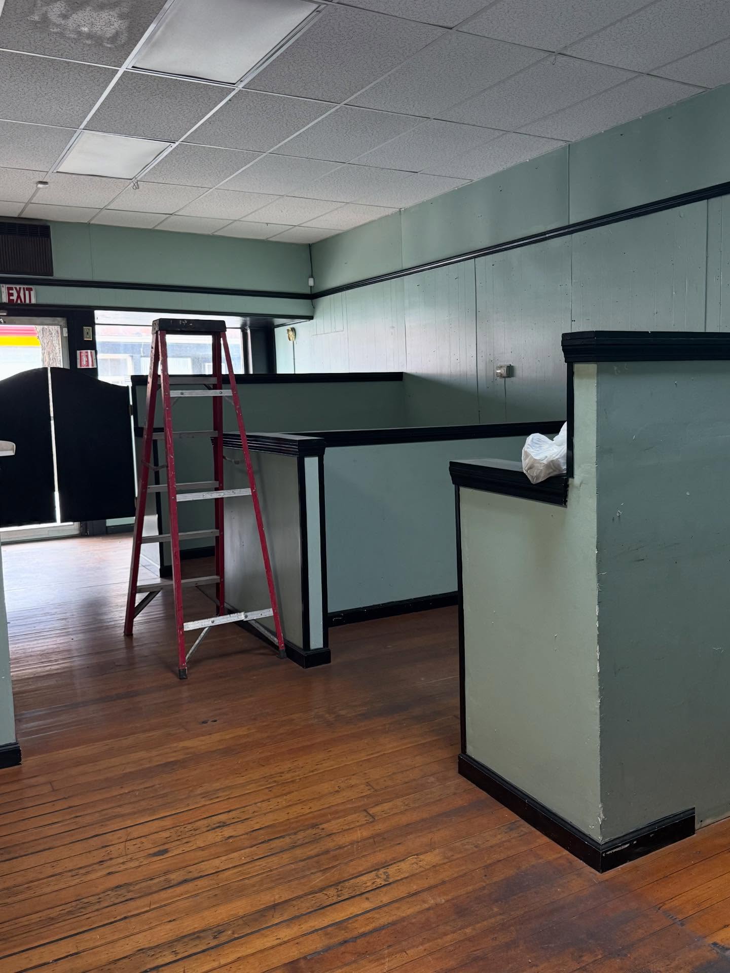 Three years of Priority Skin Boutique 🤍
So much gratitude, so much growth, and the best clients I could ever ask for. Thank you for believing in me and supporting this dream.
I celebrated by filling nail holes and prepping to paint the new location🤩 It doesn’t look like much yet, but just wait till you see the final product. Here’s to the next chapter in Westfield ✨