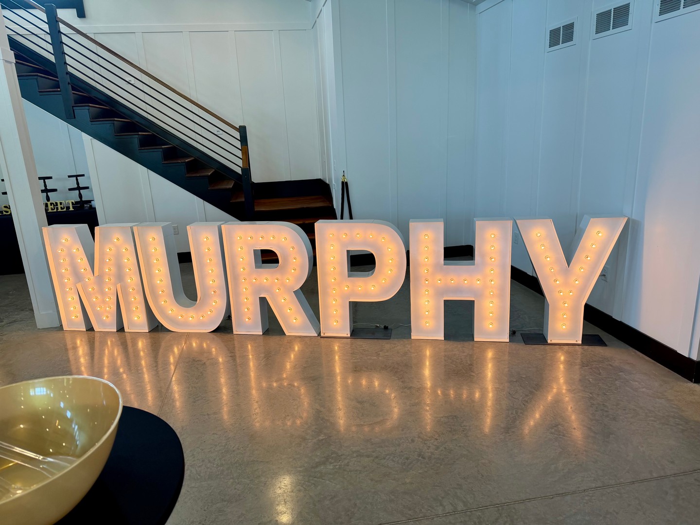 There’s just something special about seeing a last name shine. ✨🤩
We loved lighting up MURPHY for their wedding — bold, bright and the perfect statement piece for a night they’ll never forget. Cheers to the newlyweds and a celebration that truly glowed.
Reach out today for a free quote — https://www.iowaglowco.com/