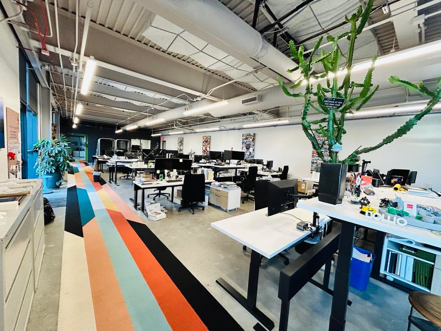 Office cleaning done💪💯🧹Serious companies in Charleston work with serious cleaners. 🫧🧽🙌#OfficeCleaningCharleston