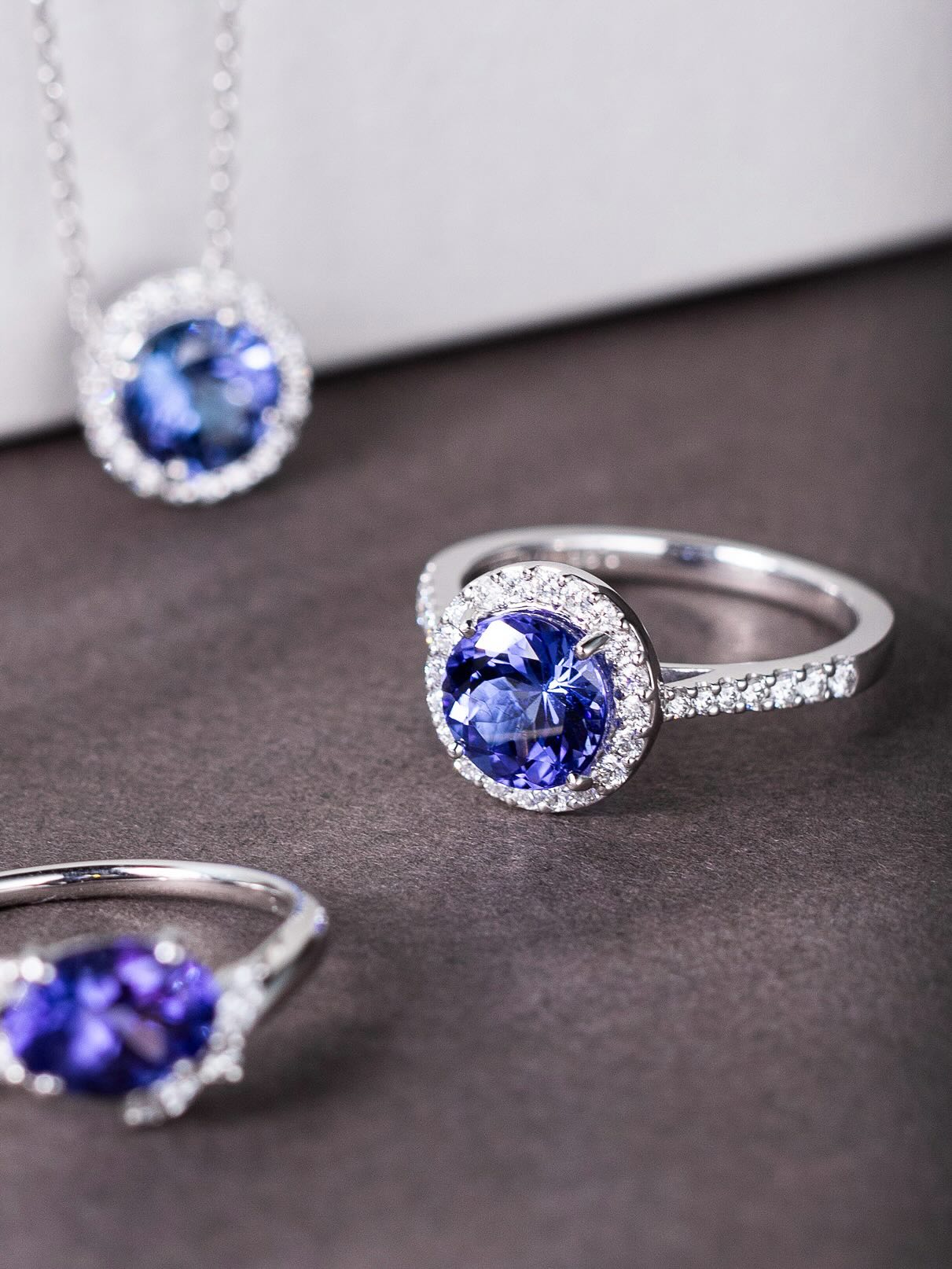 #Tanzanite, the December birthstone, glows like a winter sky touched by Christmas light. A meaningful gift for December birthdays – or anyone who loves a hint of festive magic.
Discover our Tanzanite jewellery this season at our Ann Siang Hill Boutique or Takashimaya counter.