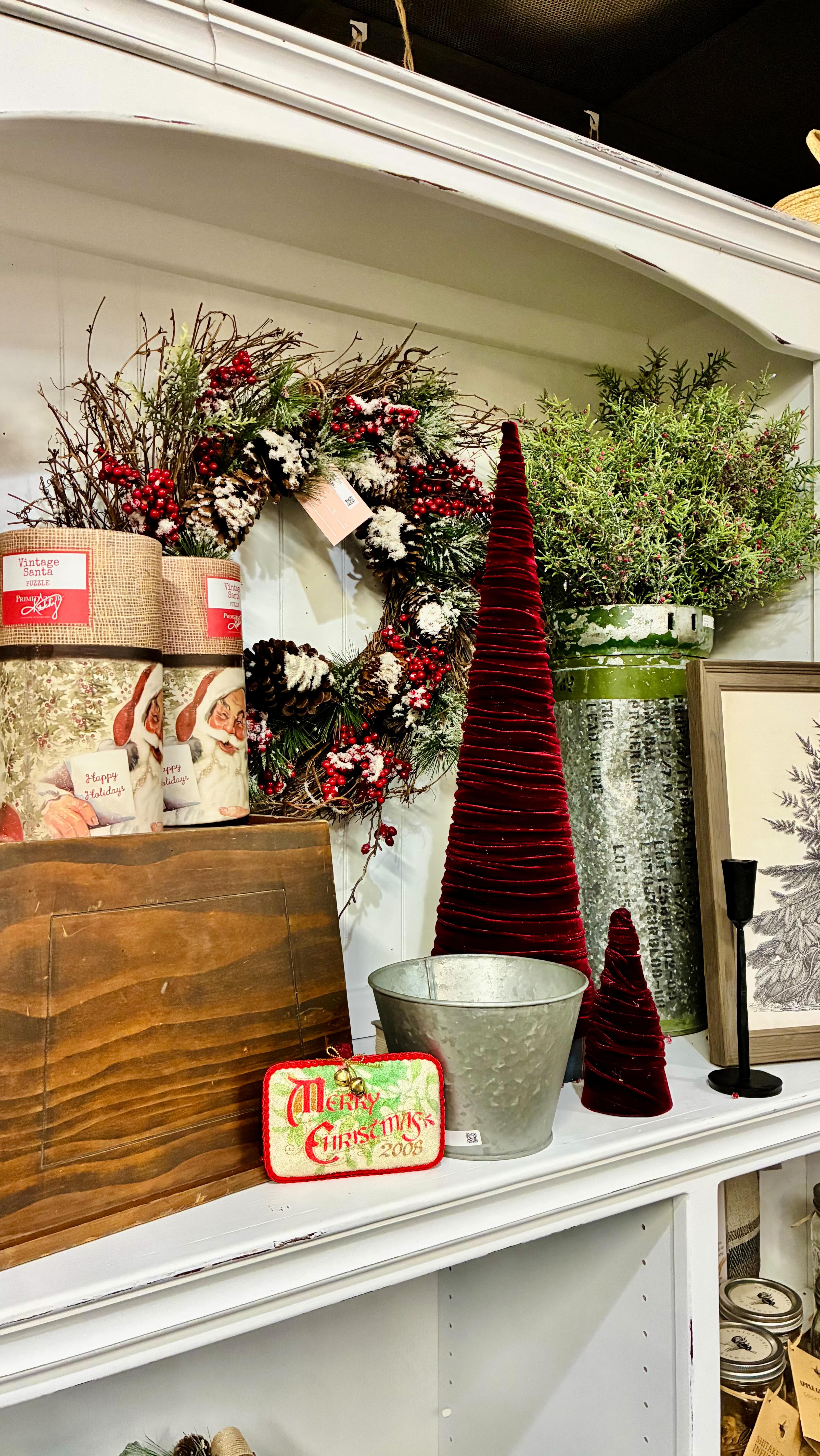 Did you hear the news… 👀🎄
All of our house Christmas décor is 25% OFF right now.
All the cozy. All the twinkle. All the pieces that make your home feel like Christmas — now at a little happier price.
Whether you’re adding one last touch or starting fresh, this is your sign to come wander the aisles with us.
Because decorating for Christmas should feel joyful… and a sale never hurts 😉✨
🎁 In-store only
📍 The Bohemian — Spokane Valley
#Christmassale #homedecor #spokanesmallbusiness #thebohemianspokane #pnwdeals #decorsale #shoplocal