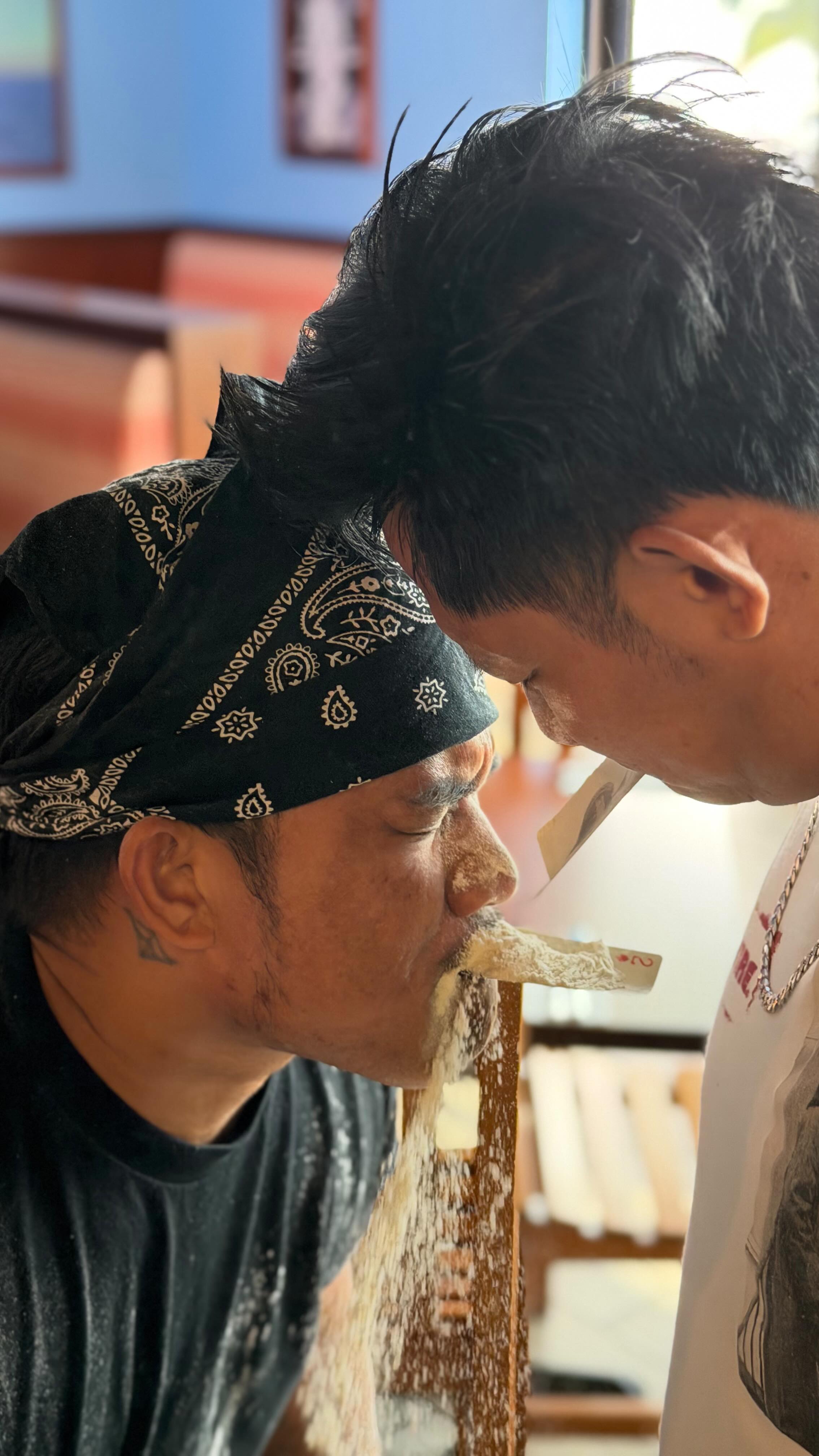 HAPPY NEW YEAR! LET’S GOOOOO 2026!
Located @pearlridge #pearlridgemall
#unclesfmbarandgrill #teamworkmakesthedreamwork #qualityingredients #barsofhawaii