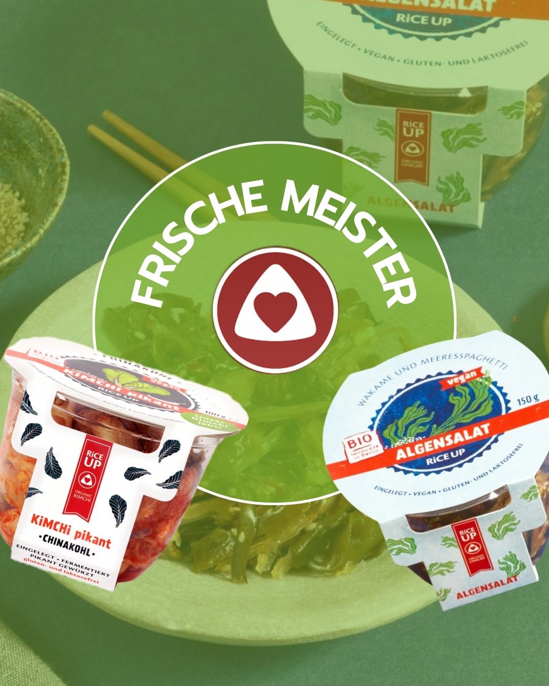 Frische, die man schmeckt und Qualität, die man fühlt.
Unsere zwei Frische-Meister sind offiziell in der BIO COMPANY gelandet und bringen eine ordentliche Portion Geschmack, Nährstoffe und Handwerk mit:
Bio-Kimchi pikant: Fein fermentiert, voller natürlicher Probiotika, nicht pasteurisiert und hergestellt wie früher: mit Zeit, Handarbeit und guten Zutaten.
Bio-Algensalat: Eine frische Kombination aus Meeresspaghetti, Wakame, Tamari, Sesam & Limette – mineralstoffreich, vegan und überraschend vielseitig.
Beide Produkte sind:
✔ 100 % bio
✔ vegan
✔ glutenfrei
✔ handgemacht in Berlin
✔ direkt bereit zum Genießen
Perfekt als Snack, Beilage oder kleines Superfood-Upgrade für jede Mahlzeit.
Jetzt in der BIO COMPANY erhältlich.
#riceup #riceuponigiri #bioprodukte #biolebensmittel #kimchi #algensalat #fermentation #superfood #veganfood #veganberlin #biocompany #handmadeinberlin #healthyfood #organicfood #foodinnovation #berlinfood #nachhaltigessen #probio #veganerezepte #japanesecuisine #eatclean #pflanzlich