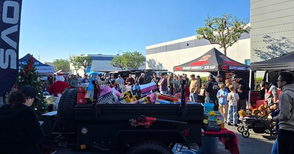 Rigs and Redbull Toy Drive 🧸 🎄