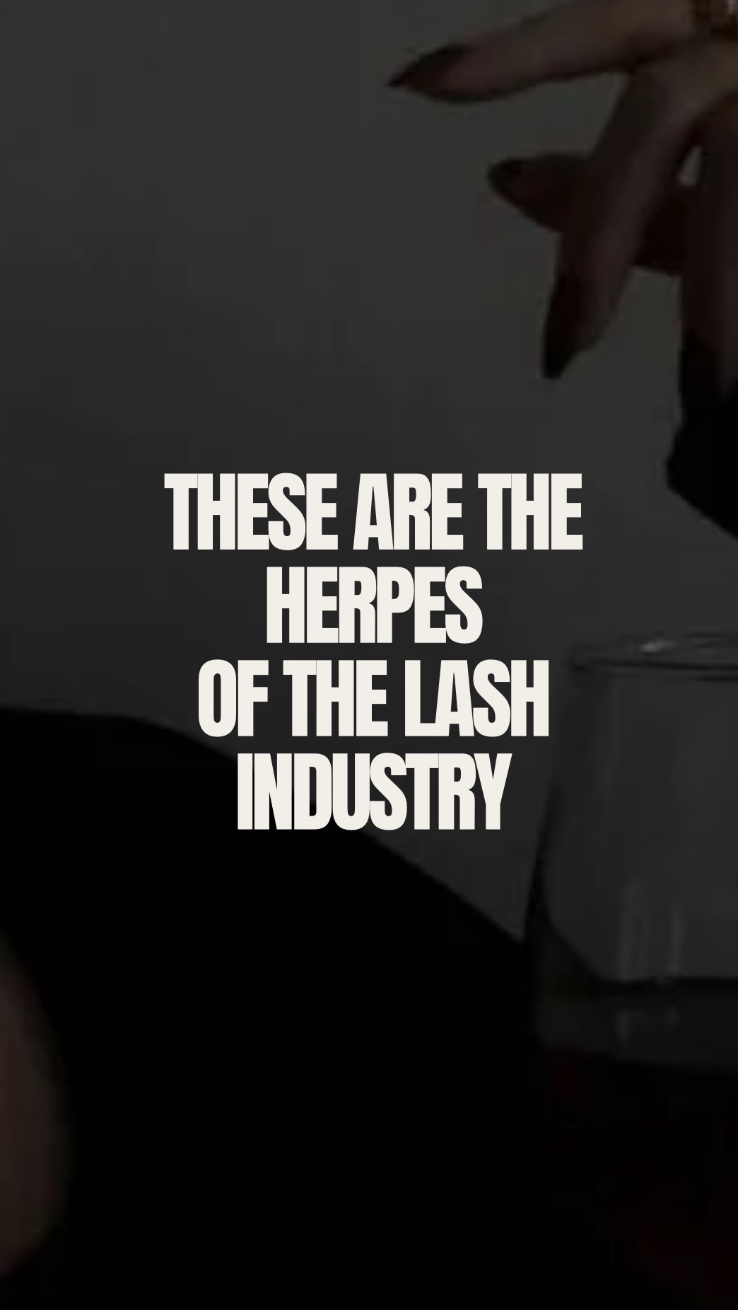 Protect yourself…. never use a lash curler 🤮 get a keratin lift instead! 💞
#yyclashes #keratinlashlift #yyclashlift
