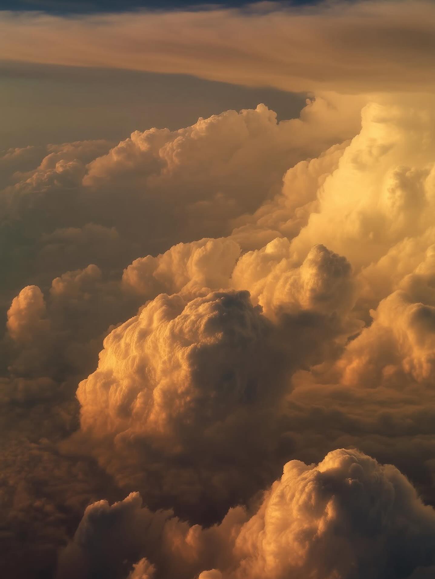 Time stands still ☁️