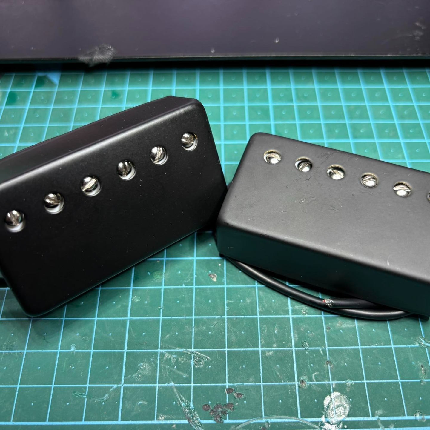 Before-and-After Musicman SUB-1 humbuckers set replacement