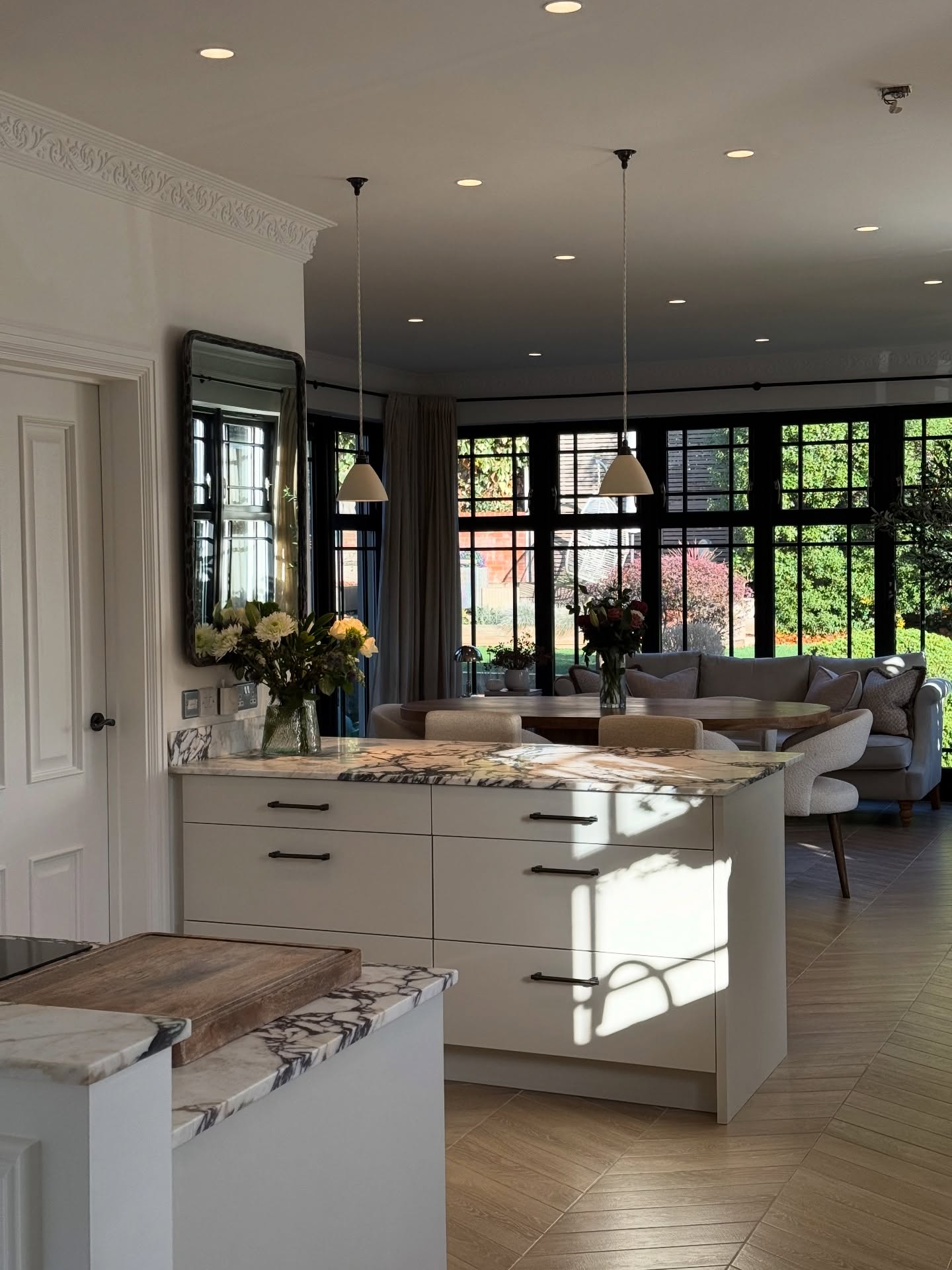 Transformation Tuesday! 🪄
Our clients wanted to have that new kitchen feel without a kitchen renovation. By simply changing the worktops and painting their cabinets, they achieved this stunning transformation. Swipe for the befores!
Want to transform your kitchen like this? Call us on 01279 927096. We are offering up to 20% off selected worktops for orders placed before 19th December for a 2026 install.
#thestonecompany #kitcheninspo #stoneworktops #marble #violamarble