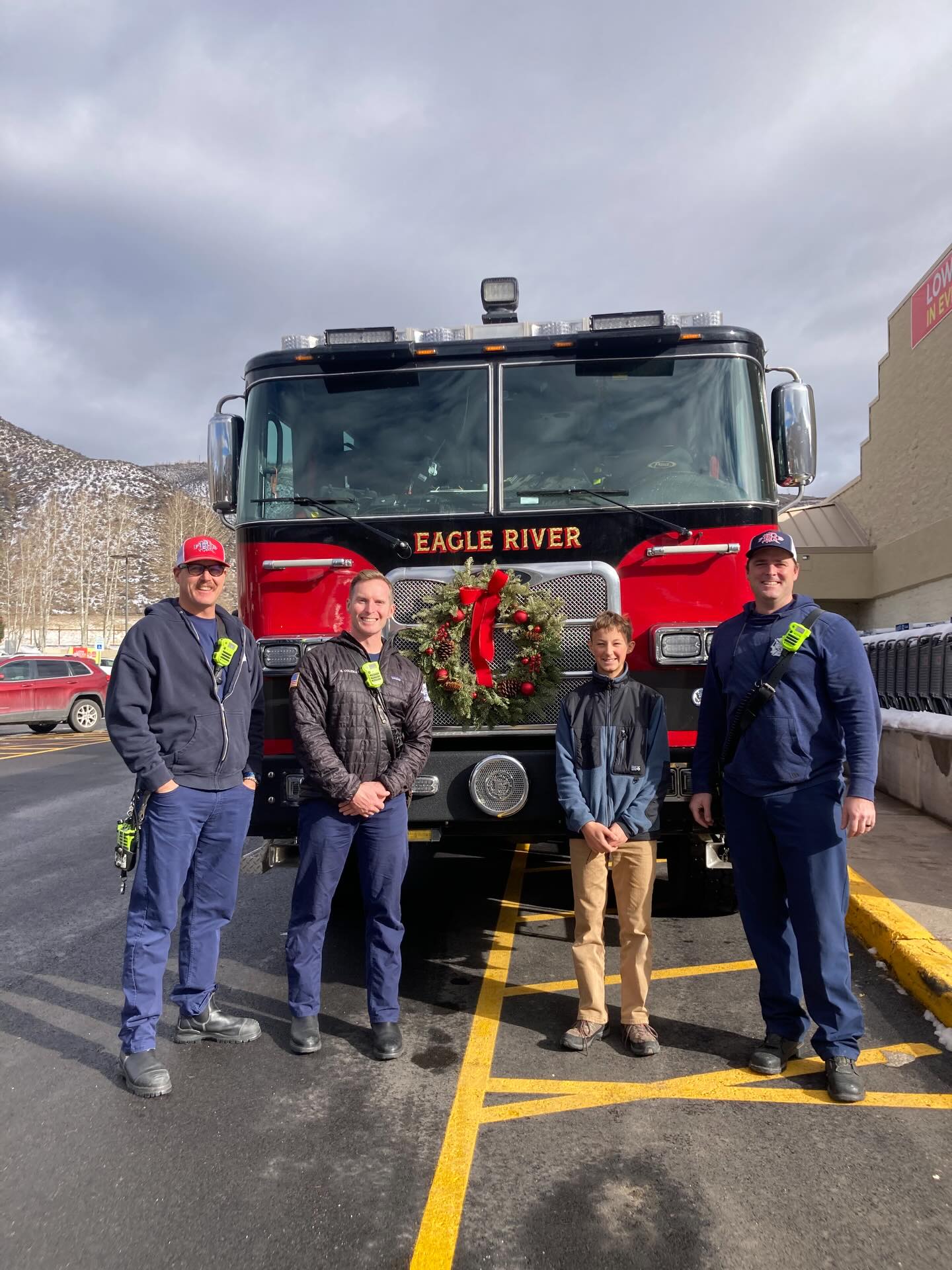 Just a couple of awesome organizations supporting each other! Our Scout Wreaths look good on that fire truck!
