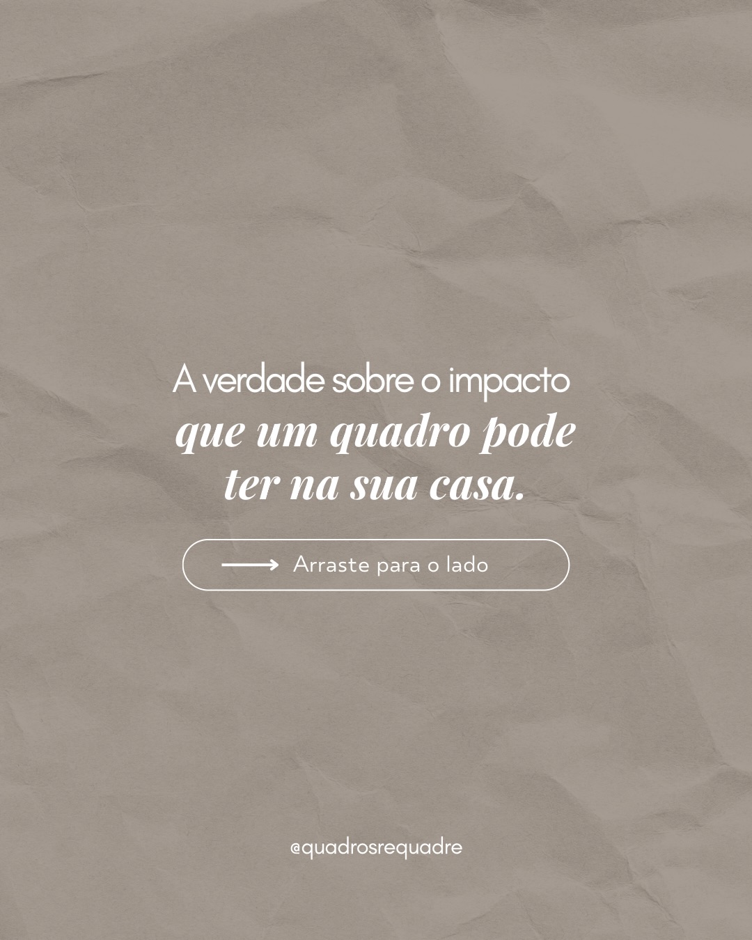 Um quadro não é só um detalhe na parede.
Ele muda a energia do ambiente, conta histórias, desperta sentimentos e faz a casa realmente parecer lar.
Quando escolhido com intenção, o quadro transforma o espaço — e a forma como você se sente nele.
Arraste para o lado e descubra o impacto que a arte certa pode ter na sua casa ✨