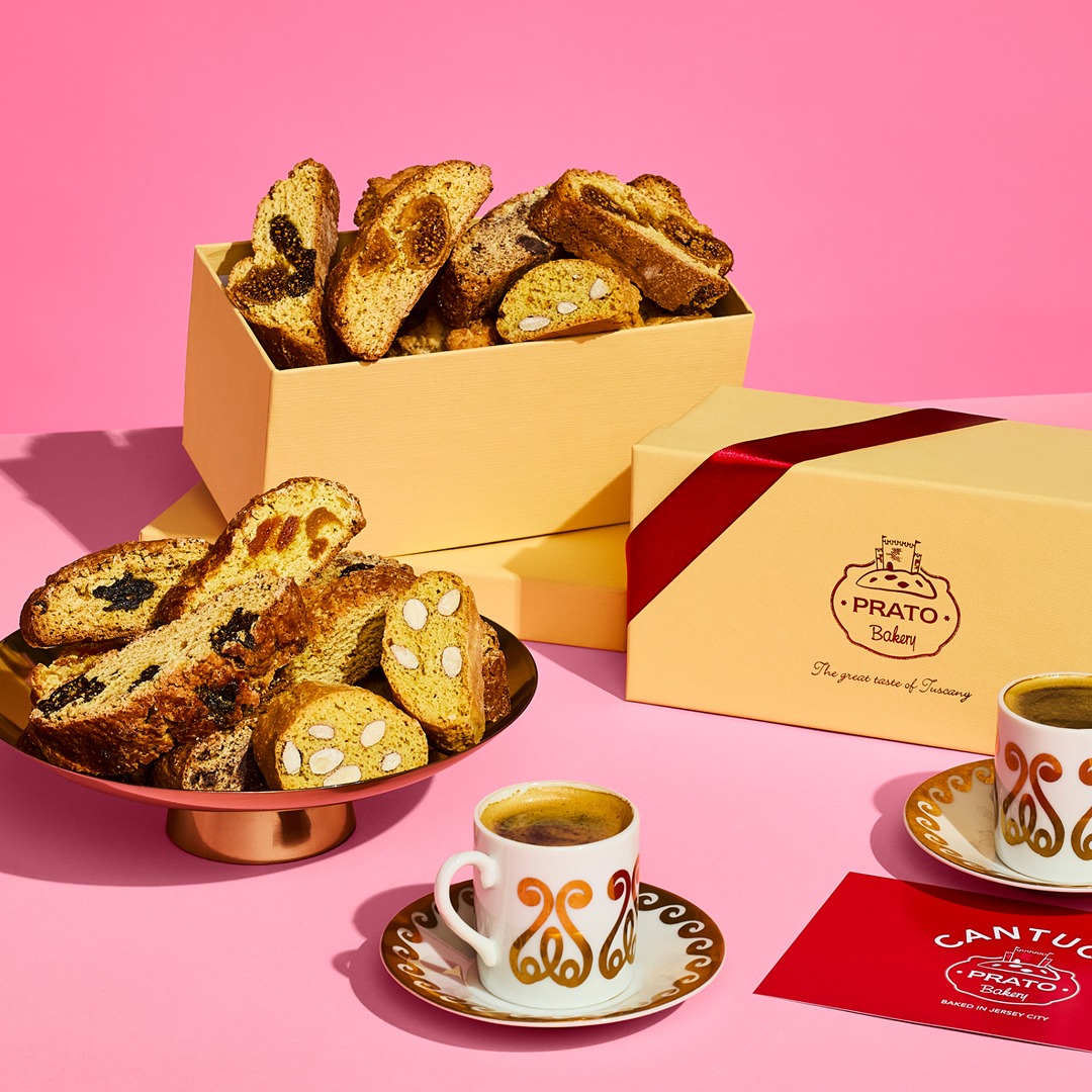 Looking for the perfect holiday gift? ๐ Our Cantucci Biscotti Gift Box was selected for @Goldbellyโs Top 100 Gifts of 2025! Order today on @Goldbelly if you haven't already and choose the best gift to give: The Great Taste of Tuscany, only from Prato Bakery! Shipped NATIONWIDE ๐บ๐ธ