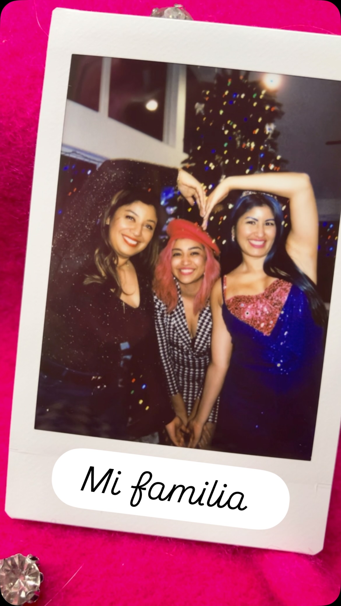 The Sparkle Faerie Team is growing. I have to give a shout out to my first mentees. First Sarah, then Joanna. I may be their younger sister but I’m the oldest when it comes to the entertainment world. ✨ They’ve embodied the vision. Even when I wasn’t sure how to fully articulate it LOL. I didn’t know this is where it was going but I’m loving the journey and looking forward to our future. We are sparkling entertainment like no other 💖✨