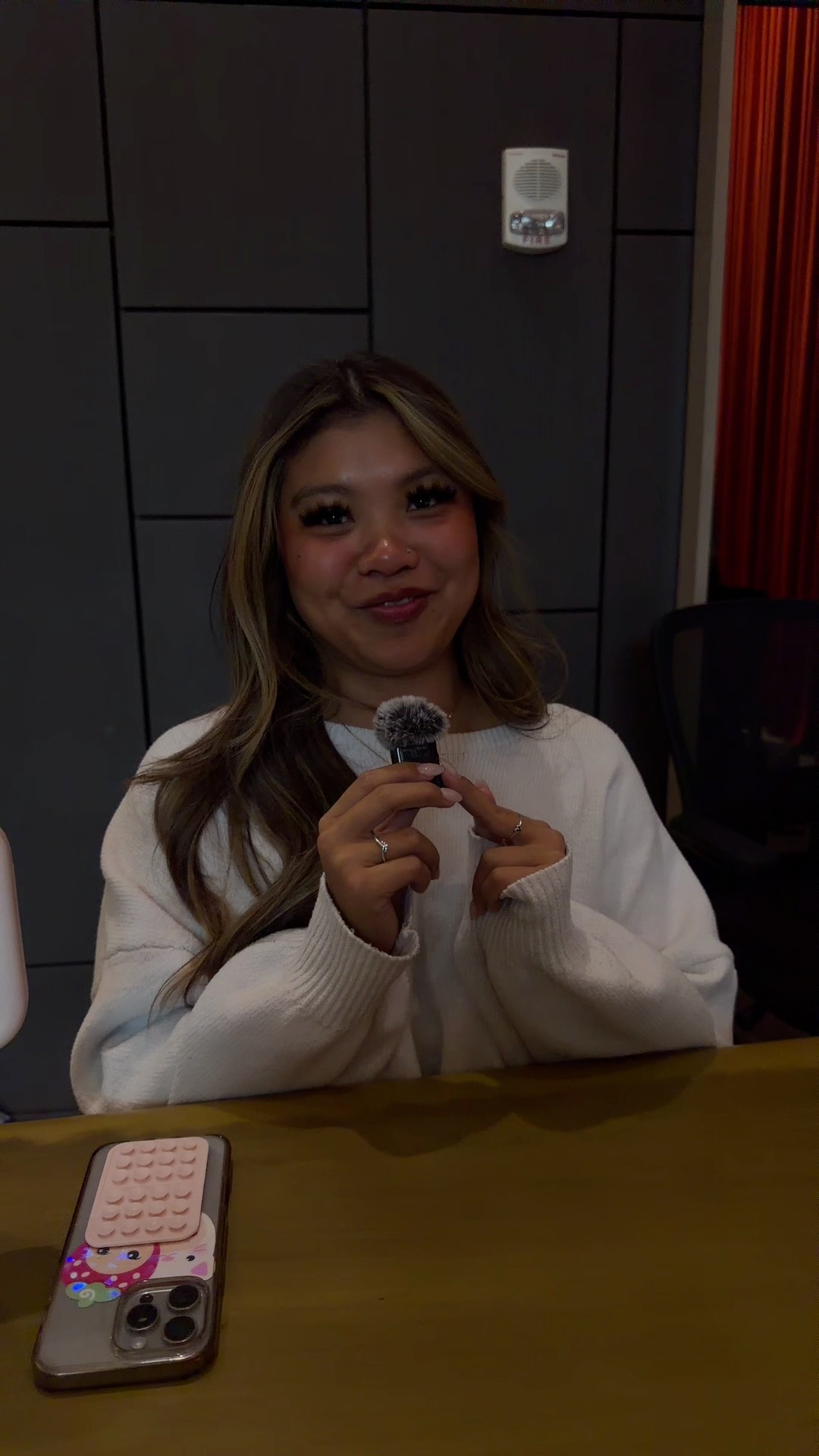 If you’re hunting for a great date night spot in Calgary, you’ve got options.
Cozy restaurants, rooftop views, cocktail bars, late-night coffee, the city makes it easy to plan something that actually feels like a night out.
Some places are perfect for a first date, some for an anniversary, and some for those “let’s just go somewhere nice” evenings.
This video walks you through a few of the best ones. Where would you pick for a perfect date night in Calgary? Drop your spot in the comments. We’re curious what makes your shortlist.
#calgaryrentals #calgarylife #yycliving #yycdatenight #thingstodoyyc #yycspots #calgaryapartments