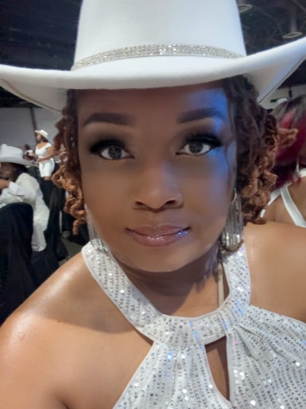 So I did a thing…. My own lashes!!! 😍 Beat courtesy of ME 💋#galanights #whitestallion