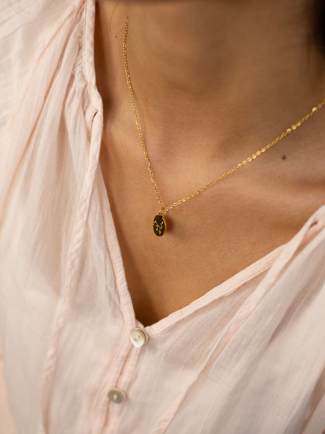 ✨ Written in the stars.
Our new constellation necklaces—personalized by the zodiac that means the most to you. A thoughtful gift they’ll actually wear.
.
.
.
.
.
#seesea #lovefromthesea #waterproofjewelry
#tarnishfreejewelry #goldjewelry #lajewelrybrand #lainfluencer #qualityjewelry #waterproofgoldjewelry #goldnecklace #jewelrystack #constellationnecklace #constellationjewelry #holidaygift #holidayjewelry