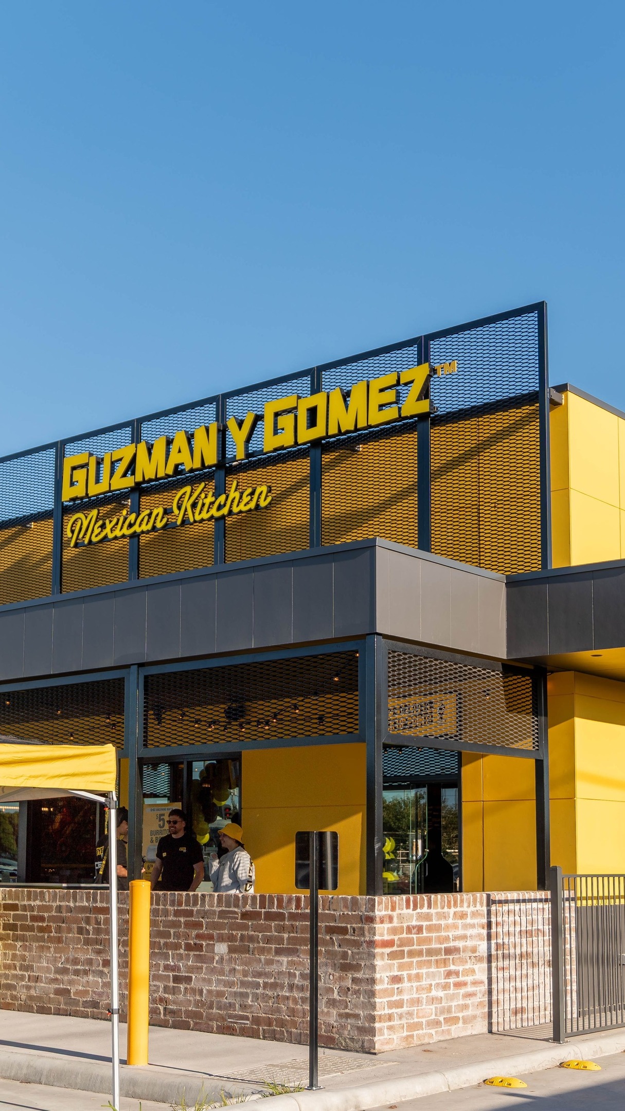 This project came together exactly as envisioned. GYG Dandenong is now complete.
Honest workmanship, durable finishes and a clean, confident result define this build.
A purposeful addition to the community and well worth a visit if you are in the area.
#CarelliConstructions
.
.
.
#MelbourneBuilder #CommercialBuildersVictoria #ArchitecturalConstruction #MelbourneConstruction