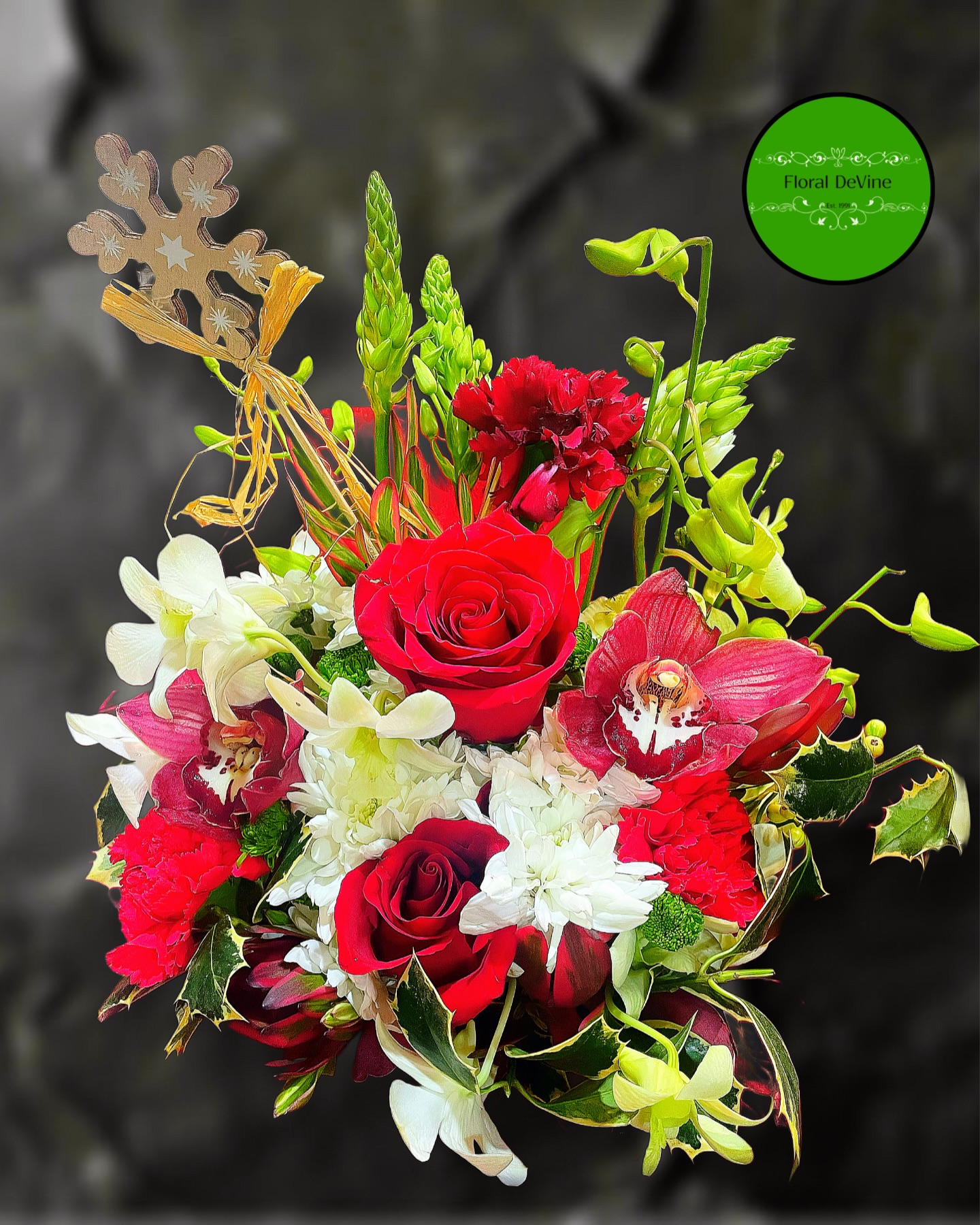 It’s lookin a little bit like a flowery Christmas @floral_devine #huntershillflorist #christmasflowers