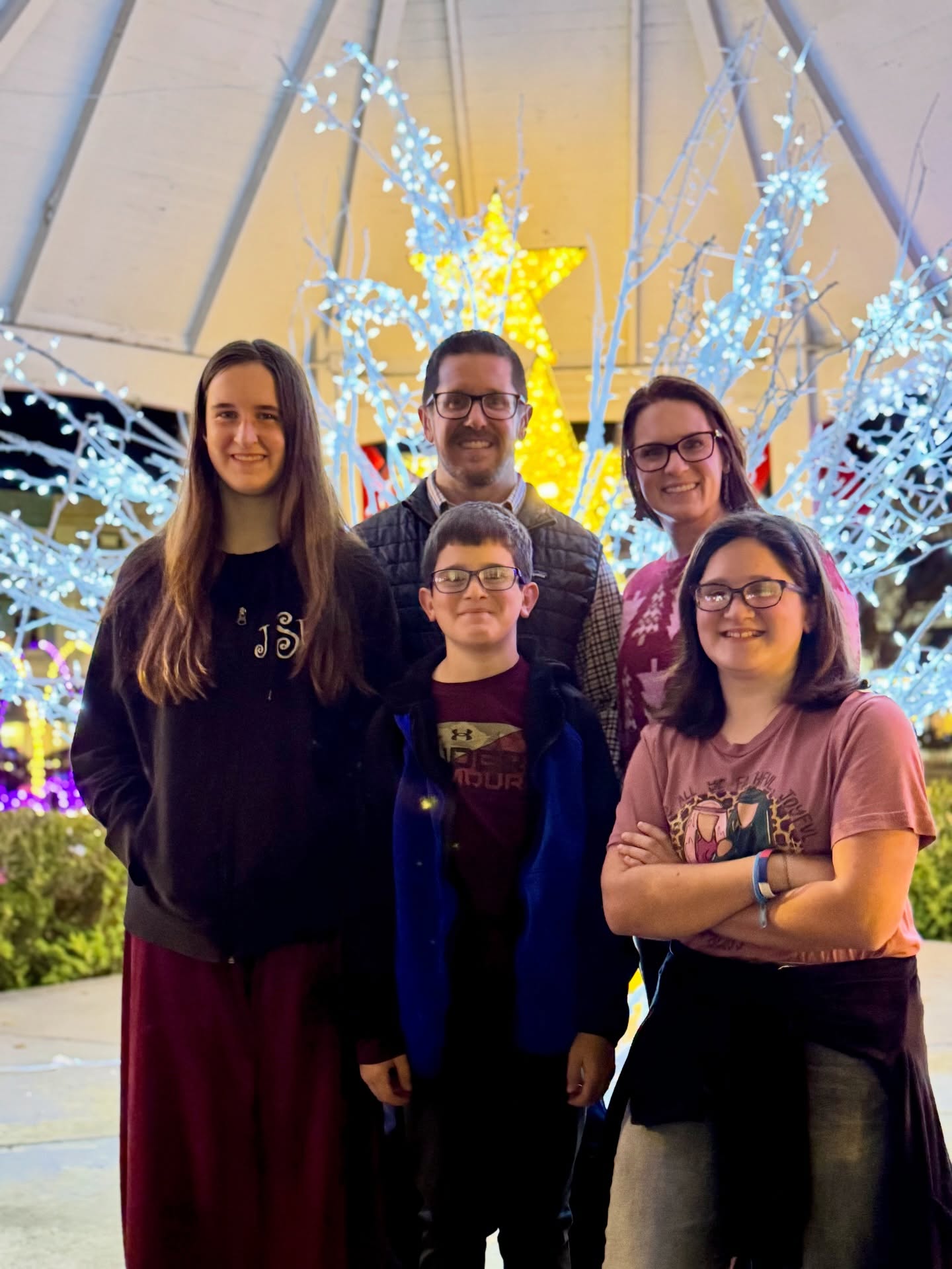 Some traditions never get old ✨
.
Every year, we make our way to the Canton lights — the same streets, the same glow, the same small-town magic. Even as our family grew and seasons change, this one stays the same… and that’s kind of the point.
.
It’s simple. It’s cozy. It’s the kind of Christmas tradition that reminds you to slow down, bundle up, and just be together.
.
If you’re local (or close enough for a short drive), consider this your sign — the Canton festivities are happening for a few more nights and are absolutely worth it.
.
👉 Check out @cantontourism for all the details and dates. And, if you have a tradition that anchors your holidays, tell me about it in the comments. I love hearing what others hold onto this time of year. 🎄✨
.
#Willowbrookfarm #farmfashionfamily #wherefashionmeetslife #family #familytime #christmas #christmasseason #cantontourism #christmas #christmastraditions #christmasincanton #cantonmississippi