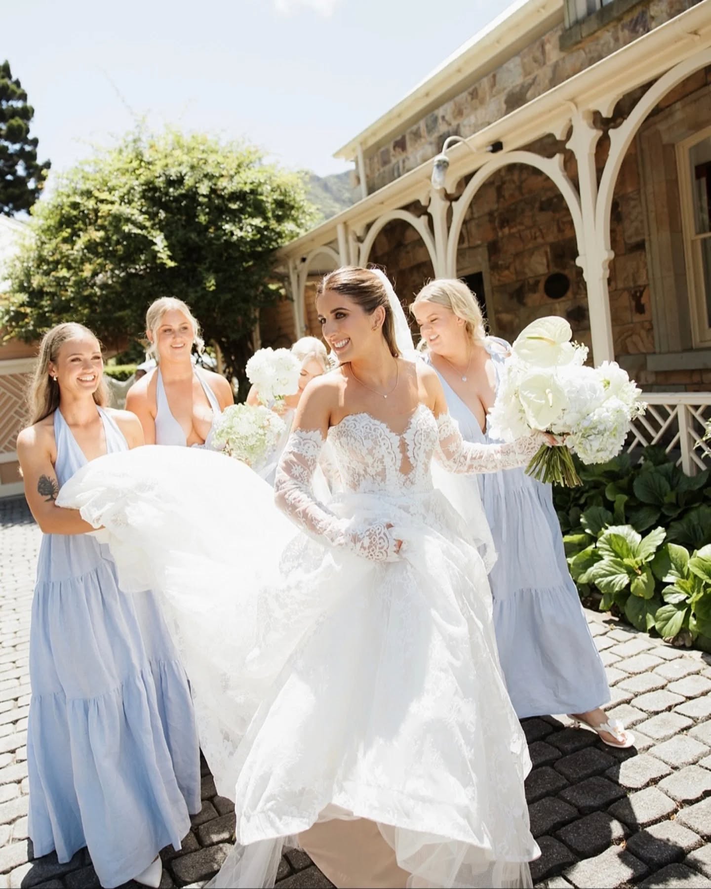 S U M M E R
Everything about this beautiful wedding @ohinetahi shows the absolute beauty of a summer wedding!
This bride came in with a breathtaking lace gown that needed to be altered to fit perfectly. We worked on relaying parts of the lace, pulling in the inner corset and removing bulk in the sleeve to make it fit perfectly.
An honor to make your dress fit perfectly 🫶
📷 - @susannahblatchford
#alterations #laceweddinggown #alteredtofitperfectly