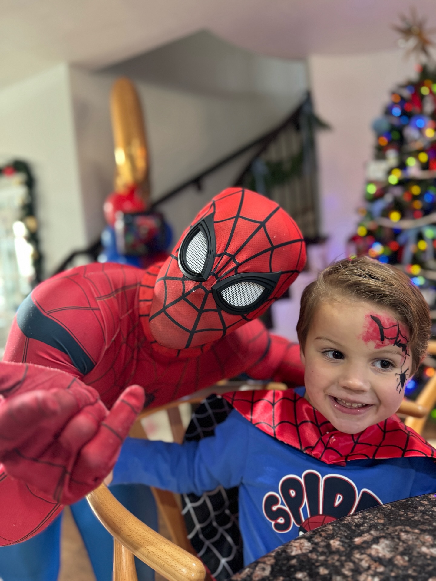 Making memories with you is at the top of Spidey’s Christmas list! 🎄🕸️❤️
.
.
.
#fairestofallparties #spidermanparty #houstonheroes #houstonkidsparty #houstonpartyplanner #houstonpartyrentals #houstoncharacters #houstonmomblogger #houstonmoms #kingwoodmoms #westuniversitymoms #thewoodlandsmoms