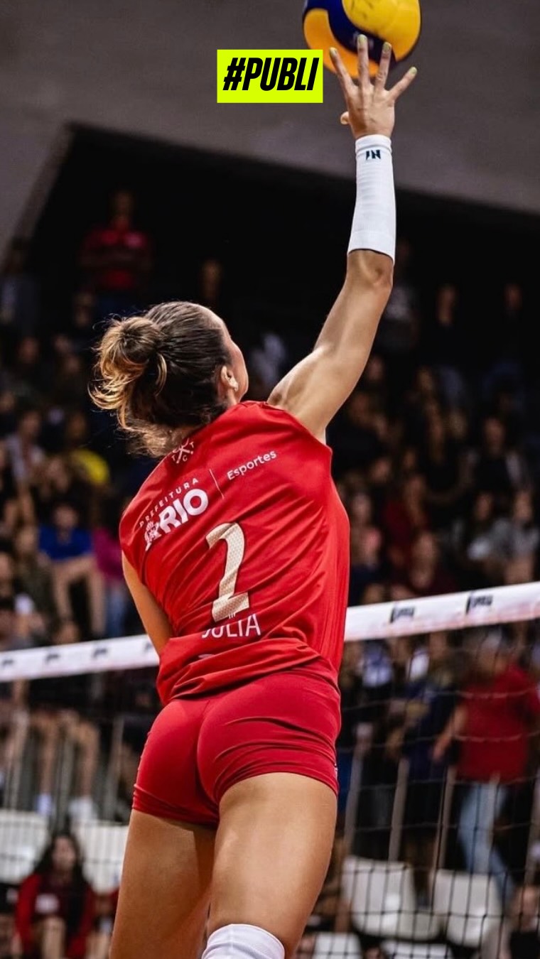 Na semana mais intensa do ano, a conexão precisava acompanhar o ritmo. 🖤⚡
Durante a Black Friday, a @juliarmazevedo se conectou com a TIM em uma parceria pensada para quem vive em alta performance, dentro e fora das quadras.
No esporte, constância é o que sustenta o jogo. Fora dele, não é diferente. A TIM esteve presente como base para manter a comunicação, os projetos e a rotina fluindo no mesmo ritmo que a vida de atleta exige: sem pausas, sem quedas, com foco total. 💙📲