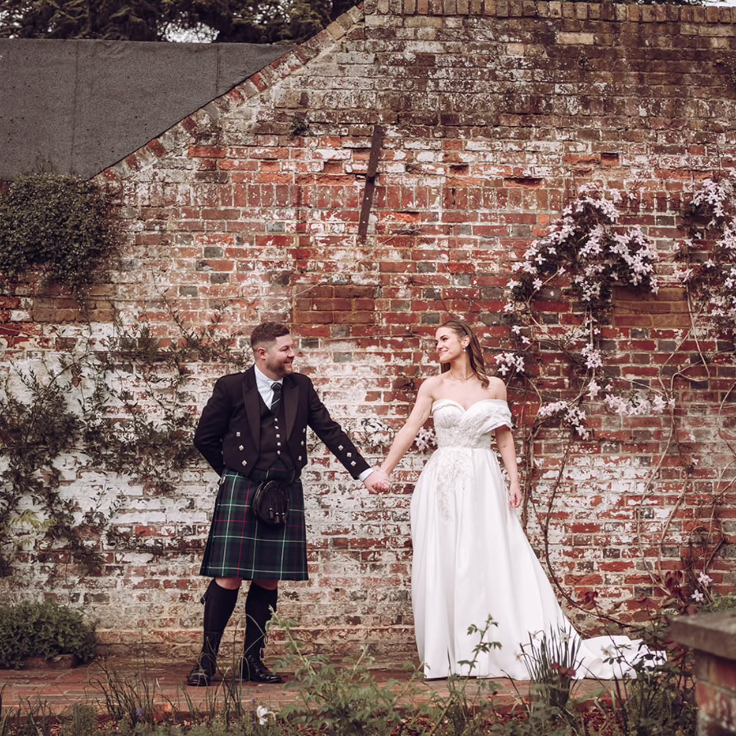 The one where Kirsten and Lewis get married