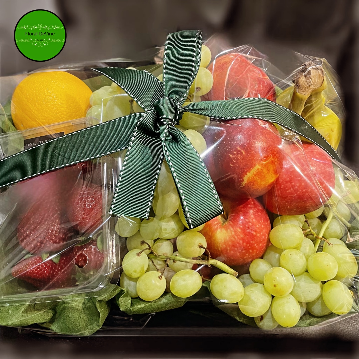 Fresh Fruit hampers are great for that last minute present #hamper #fruithamper #present