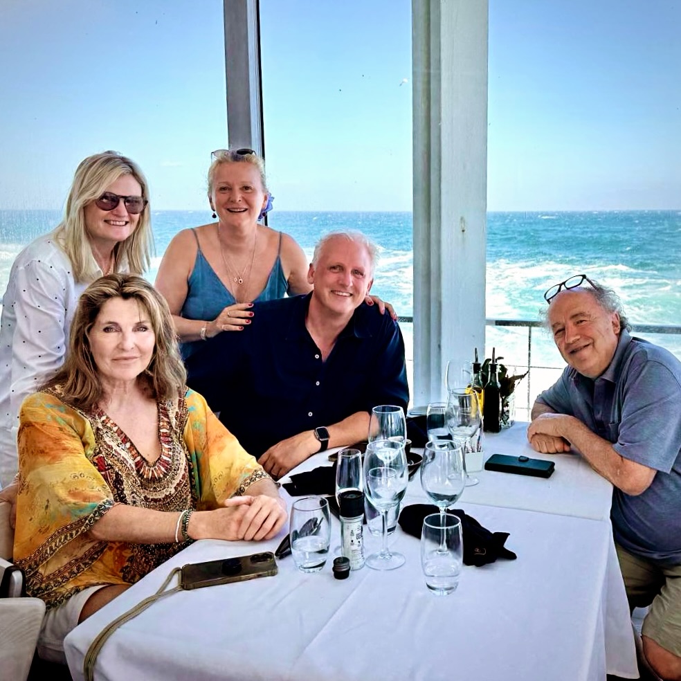 Catching up with colleagues: how time flies and lives change β¦