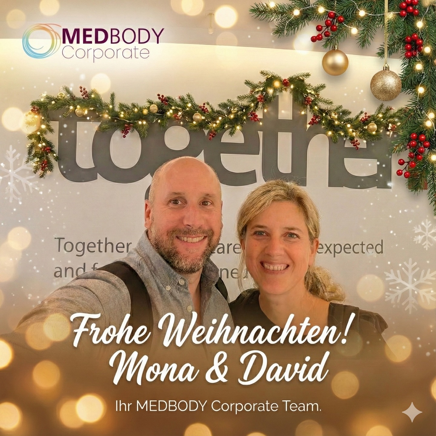 ✨ Zeit zum Durchatmen & Danke sagen! ✨
Bevor das Jahr 2025 Geschichte ist, möchten wir – Mona & David – uns bei euch melden.
Wir blicken auf ein intensives und erfolgreiches Jahr zurück. Das Wichtigste dabei: Ein riesiges DANKESCHÖN an unsere fantastischen Kunden! 🙏 Danke für euer Vertrauen in uns und in die Vision von mehr Gesundheit im Unternehmen. Die Zusammenarbeit mit euch war uns ein Fest.
Jetzt heißt es auch für uns: Runterfahren, genießen und die Batterien wieder aufladen. 🔋🎄
Wir wünschen euch von Herzen ein frohes Weihnachtsfest im Kreise eurer Liebsten und einen grandiosen Rutsch ins neue Jahr. Kommt gesund rüber!
Wir können es kaum erwarten, 2026 mit euch zu starten. Wir versprechen euch: Es wird ein spannendes und vor allem sehr bewegtes Jahr! 🚀🌟
Alles Liebe, Mona & David
#MerryChristmas #FrohesFest #Danke2025 #Hello2026 #MEDBODYCorporate #MonaUndDavid #CorporateHealth #BewegtesJahr #AkkusAufladen #Gesundheit #Jahresrückblick