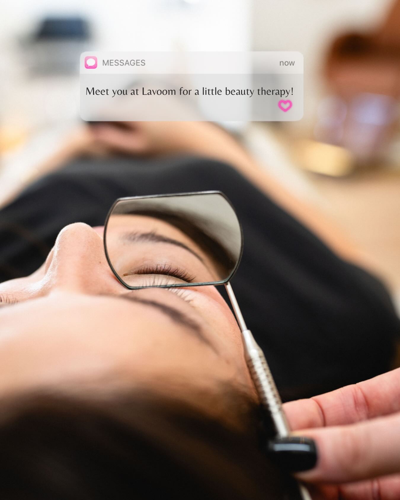 Pretty lashes, peaceful vibes and a moment to breathe. This is what #LavoomSalonYYC therapy looks like 🩷 #LavoomSalonYYC💕
•
#YYCBeauty #CalgaryBrows #CalgaryLashes BeautySalonYYC