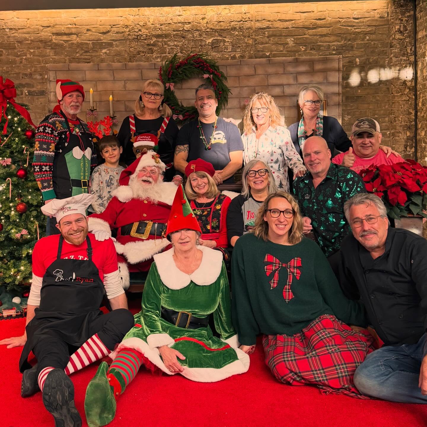 A very successful Breakfast with Santa! 🎅
Here’s to the Elves that helped make this all happen 🎄