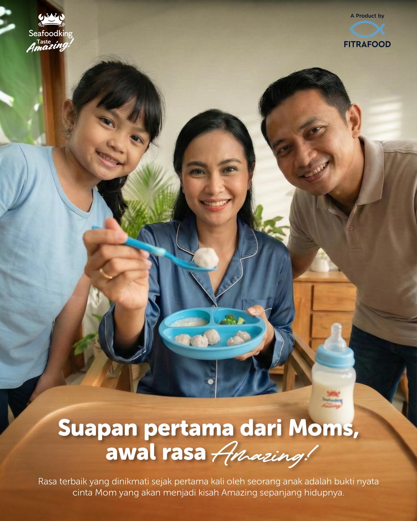 Masakan Moms adalah rasa pertama yang anak kenal.
Dari dapur rumah, anak memahami akan pengorbanan tanpa pamrih dan hangatnya cinta yang tertuang dalam sajian di meja makan keluarga dan akan selalu terkenang ketika mereka jauh dari rumah dan ingin kembali menikmatinya saat pulang.
Selamat Hari Ibu untuk semua Amazing Moms! Terima kasih sudah menghadirkan cinta melalui setiap masakan untuk keluarga tercinta, karena dari sanalah akan menjadi kisah Amazing yang tak akan pernah pudar sepanjang masa.
#Greetings
#Seafoodking #TasteAmazing #Fitrafood Indonesia