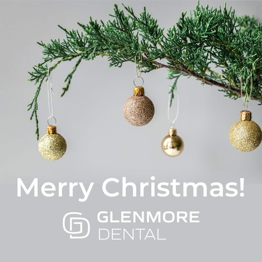🎄✨ Merry Christmas from the staff at Glenmore Dental!
May your holidays be sweet, your smiles be bright, and your flossing habits stay strong 😉
Our office is now closed and we will reopen on Monday January 5th at 9am. 🤗