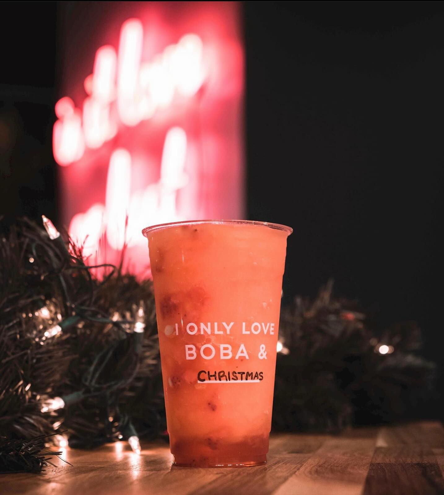 merry almost christmas bobalust fam! ☃️❄️🎄🎁🎉
today we’re closed early and christmas day we’re also closed so we can spend time with friends and family. We’ll be open again Friday normal business hours for anyone trying to get their boba fix 😋