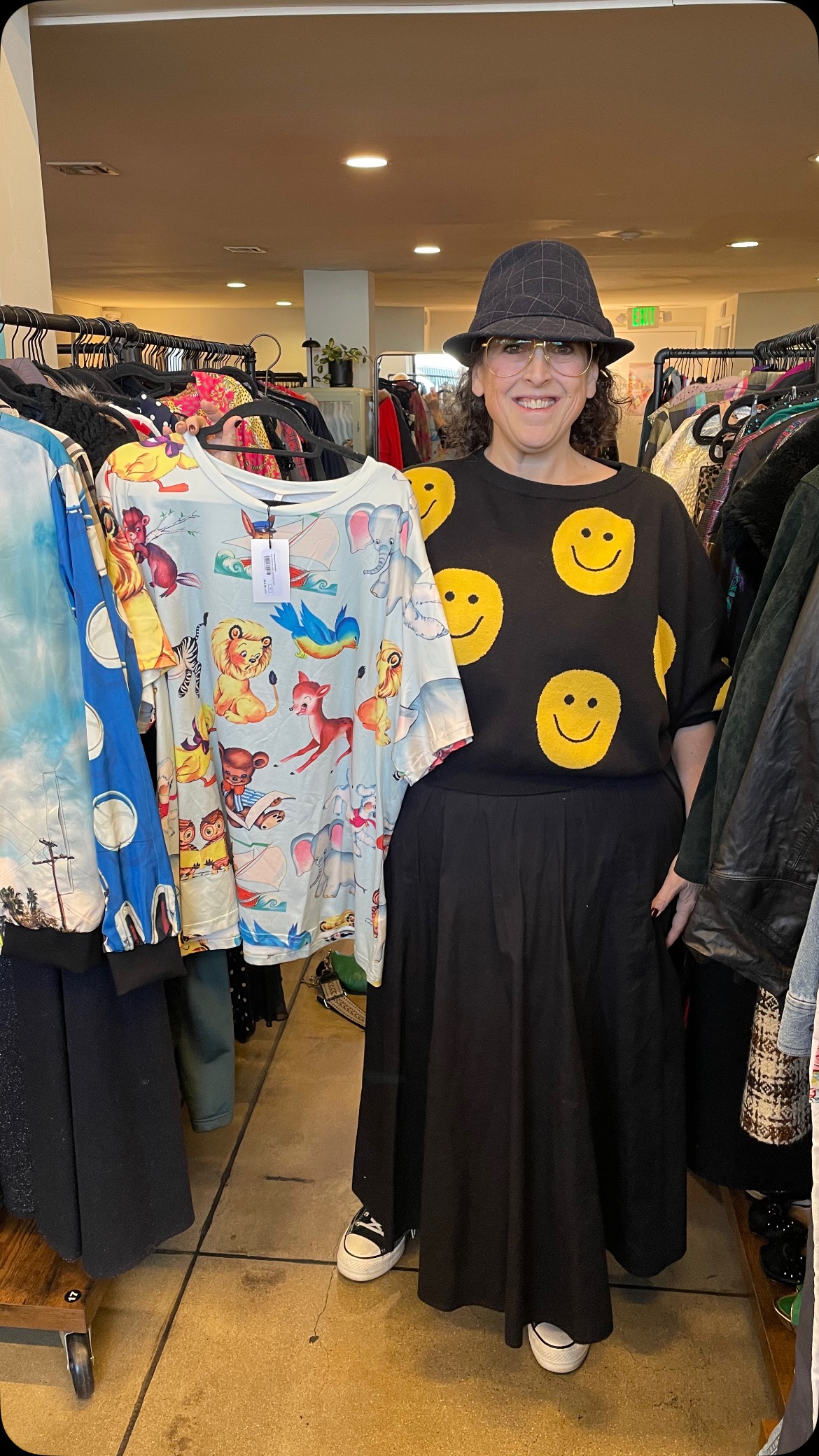 It’s Mary Jo’s first time selling with us 🤗 Her size-inclusive rack is packed with unique and vintage finds you won’t want to miss! She’s on rack 17 for the next two weeks. Come shop her rack before these gems are gone ✨
Thanks so much for selling with us, Mary Jo!!
#newrackalert #dresscue #sustainablefashion