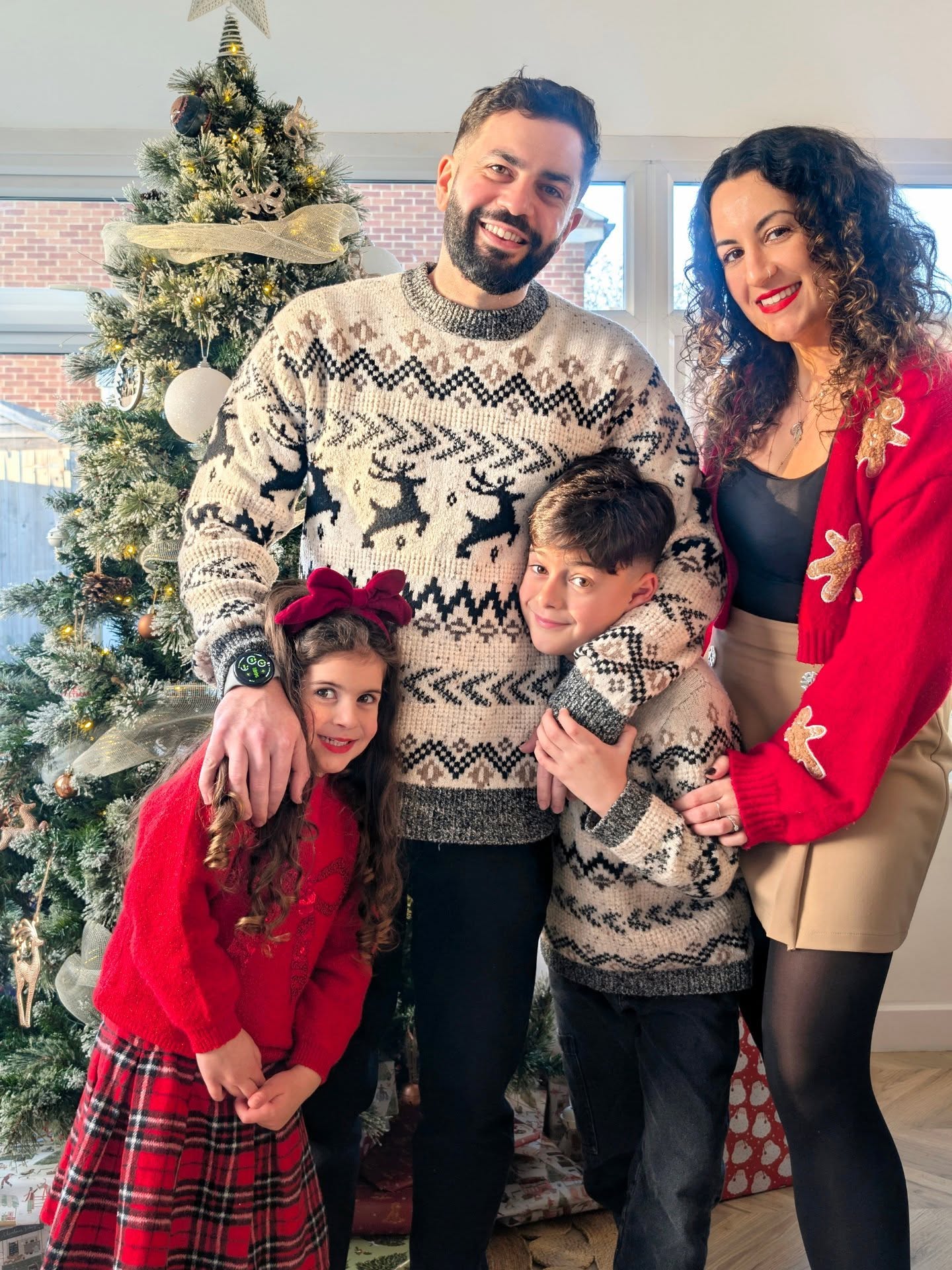 Late for Nana's because we were having a photo shoot. Shhh, don't tell her 😂😜❤️✨
Merry Christmas from me and mine, to you and yours.
All our love today and for 2026.
Whatever Christmas looks like for you this year, I wish you a calm, happy heart & warm blessings. & for those with loved ones unwell or with places missing around the table - an extra thought & a loving squeeze.
I'm with you.
🎄✨