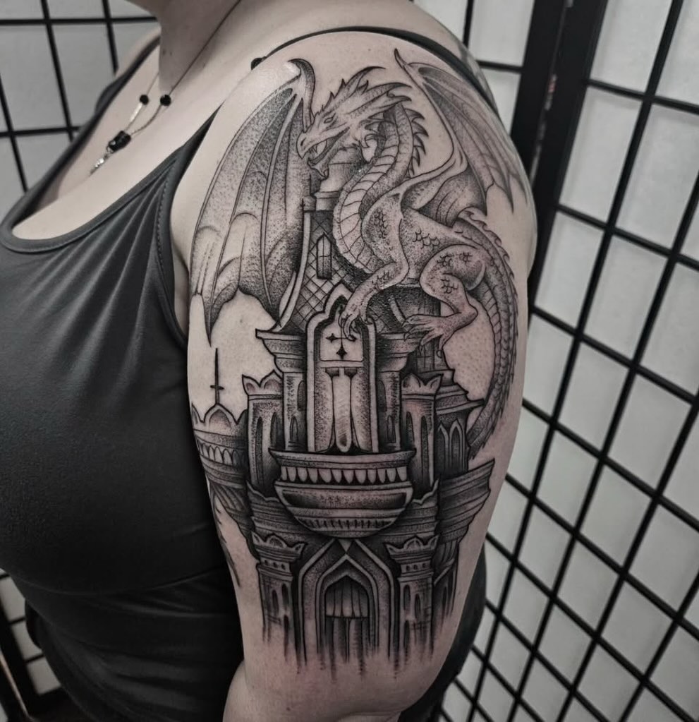 🐉🖤 by @kelseytattooss
Book with Kelsey! Call at 989-835-6672, message on Facebook, or stop into the shop at 3126 Jefferson Ave, Midland MI!🫶🏼
#michigantattooer #blackballtattoo #midlandmi #blackandgreytattoo #kelseylusk