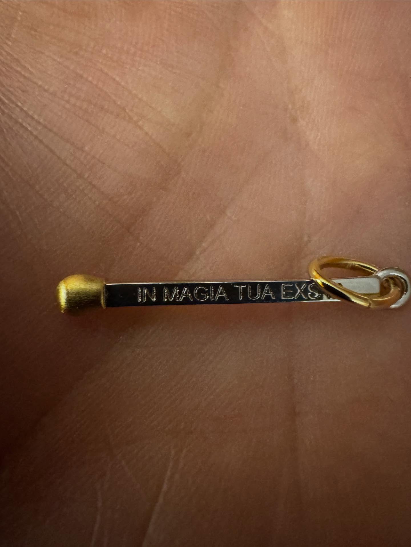 A beloved human gifted me this. We don’t get to see each other enough but when do there’s just a knowing. Translated it means, “stay in your magic.” She knew I needed the reminder. I believe this will be one of my many compass points for 2026. Grateful for friendships and the knowings. If you’ve lost touch with your own knowing don’t be afraid to ask a friend or loved one for help - they might likely have some glimmers to share.