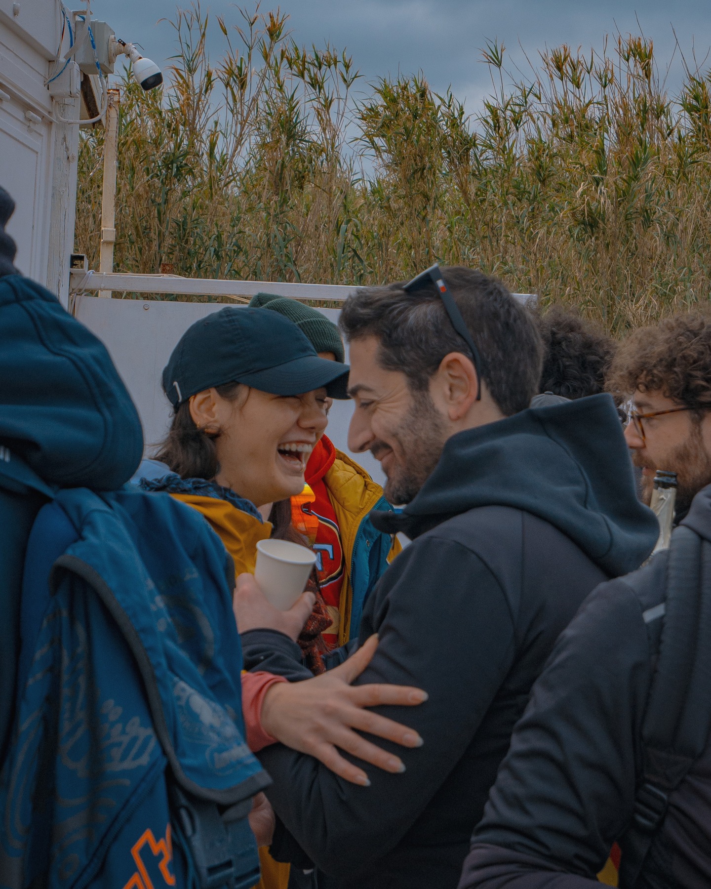 🌿 𝗨𝗻 𝗳𝗶𝗻𝗲 𝗮𝗻𝗻𝗼 𝗱𝗮 𝗿𝗶𝗰𝗼𝗿𝗱𝗮𝗿𝗲, 𝗽𝗮𝘀𝘀𝗼 𝗱𝗼𝗽𝗼 𝗽𝗮𝘀𝘀𝗼, 𝗹𝘂𝗻𝗴𝗼 𝗹𝗮 𝗖𝗼𝘀𝘁𝗮 𝗥𝗶𝗽𝗮𝗴𝗻𝗼𝗹𝗮.
Domenica abbiamo percorso la nostra ultima camminata, accompagnati dalla brezza marina e da quella sensazione unica che solo la natura sa regalare.
💬 𝐶𝑜𝑠𝑎 ℎ𝑎 𝑟𝑒𝑠𝑜 𝑠𝑝𝑒𝑐𝑖𝑎𝑙𝑒 𝑞𝑢𝑒𝑠𝑡𝑎 𝑔𝑖𝑜𝑟𝑛𝑎𝑡𝑎?
La compagnia, i sorrisi lungo il sentiero, le chiacchiere affacciati sul mare e la bellezza autentica delle persone che ci hanno accompagnato in questa passeggiata e durante tutto l'anno. GRAZIE ❤️
𝙄𝙡 2026 𝙘𝙞 𝙖𝙨𝙥𝙚𝙩𝙩𝙖 𝙘𝙤𝙣 𝙣𝙪𝙤𝙫𝙞 𝙘𝙖𝙢𝙢𝙞𝙣𝙞, 𝙣𝙪𝙤𝙫𝙚 𝙨𝙩𝙤𝙧𝙞𝙚 𝙚 𝙩𝙖𝙣𝙩𝙖 𝙣𝙖𝙩𝙪𝙧𝙖 𝙙𝙖 𝙚𝙨𝙥𝙡𝙤𝙧𝙖𝙧𝙚 𝙞𝙣𝙨𝙞𝙚𝙢𝙚.
.
.
.
#puglia #italy #italia #costaripagnola #cozze #mare #polignanoamare #polignano_a_mare #pugliaview #trekkingpuglia #escursionismo #outdooritalia #explorepuglia #pugliaescursioni #discoveritaly #visitpuglia #naturelovers #hikingadventures #adventureitaly #igerspuglia #experiencepuglia #travelitaly #natura #italianhiking #hikingitaly #italianplaces #landscapephotography #travelphotography #instanature #CamminareInNatura