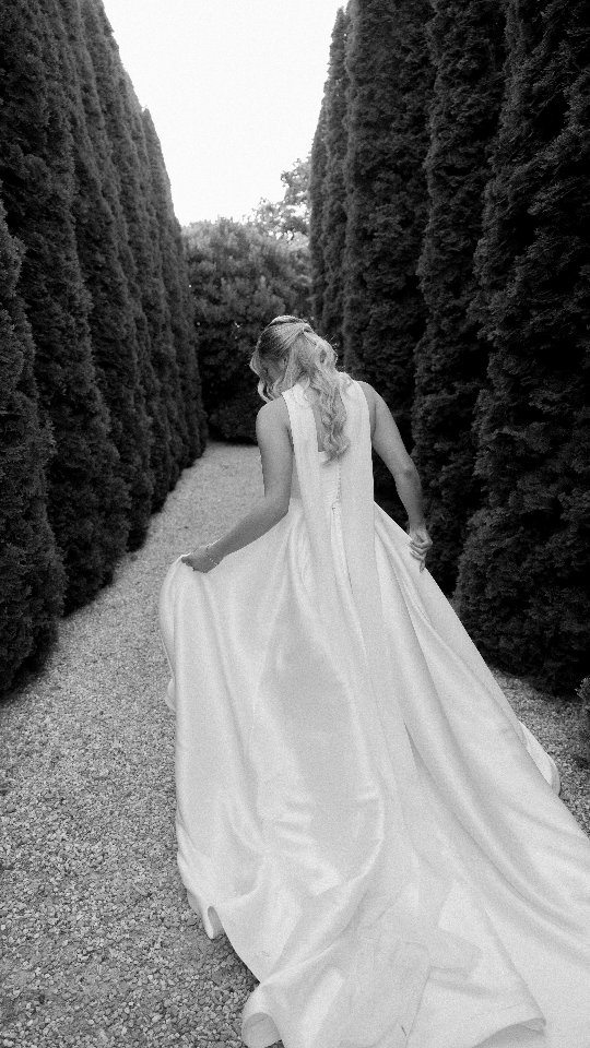 2 0 2 5
You were a treat.
Filled with learning, growing, focusing, and building.
Cheers to 2025!
Here is to what 2026 holds!
#2025recap #bespokegown #alteredtofitperfectly