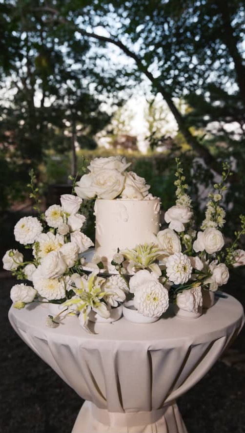 2025 was a year to remember! We were a part of 130 celebrations and I could not be more grateful. Thank you so much to all of our amazing clients who included us in your weddings, birthday, showers, and parties. We do not take your support for granted. Here’s to a great 2026✨
#boiseweddingcakes #idahoweddings #2026weddingtrends #boiseweddings #boisebakery