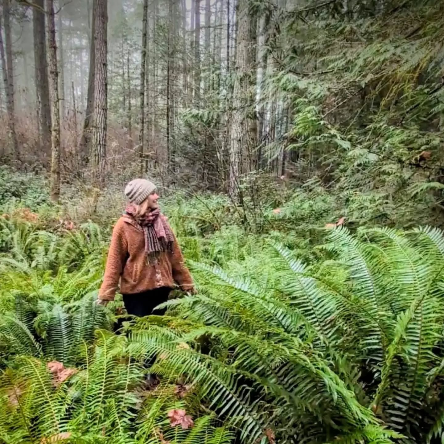 Winter 💚
On the Island it always hits differently. Green lush and mushrooms, rocks and fossils!
Despite having some time off I was still working on orders, creations and prepping for the January market.
Among that chaos I still found time to be in nature and slow down. Im like a kid at a candy store when I go for a hike "oooo look at that one!" "Omg he's big" (cause all mushrooms are boys in my eyes) "hehehe" (as I poke a mushroom)
Anyways happy Exploring and don't forget to stop and look, there's wonder all around.
#vancouverisland #winterinthepnw #mushrooms🍄 #fossils #hikingadventures