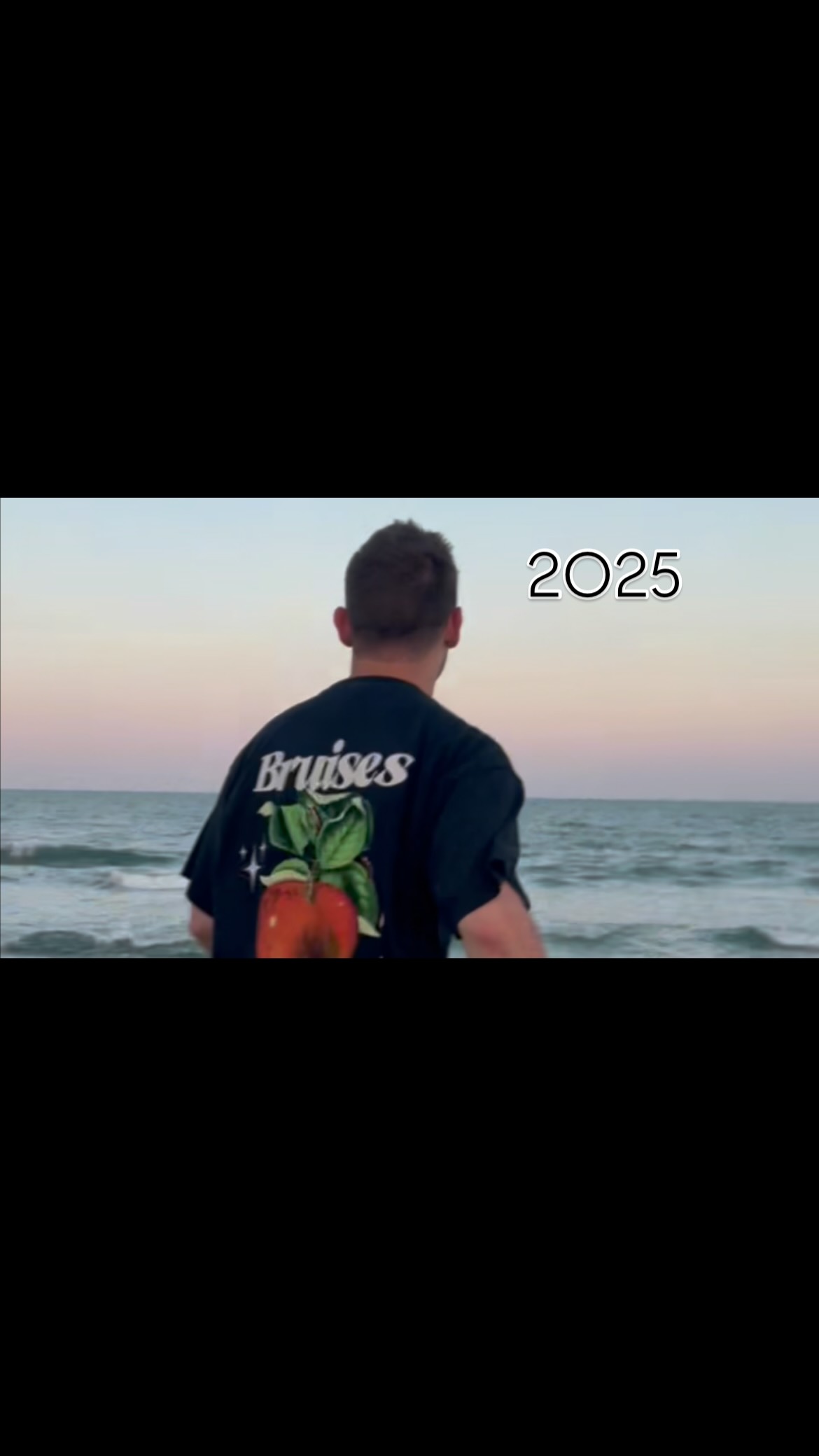 🌀 2025 🌀
this year wasn’t linear.
i checked things off my vision board while searching for joy.
moving forward in some ways, stuck in others.
some moments were joyful, some were just okay,
but something was always growing.
feels like 2025 laid the groundwork for what’s coming next.
🙂🤎🥂
*i don’t own rights to this music*