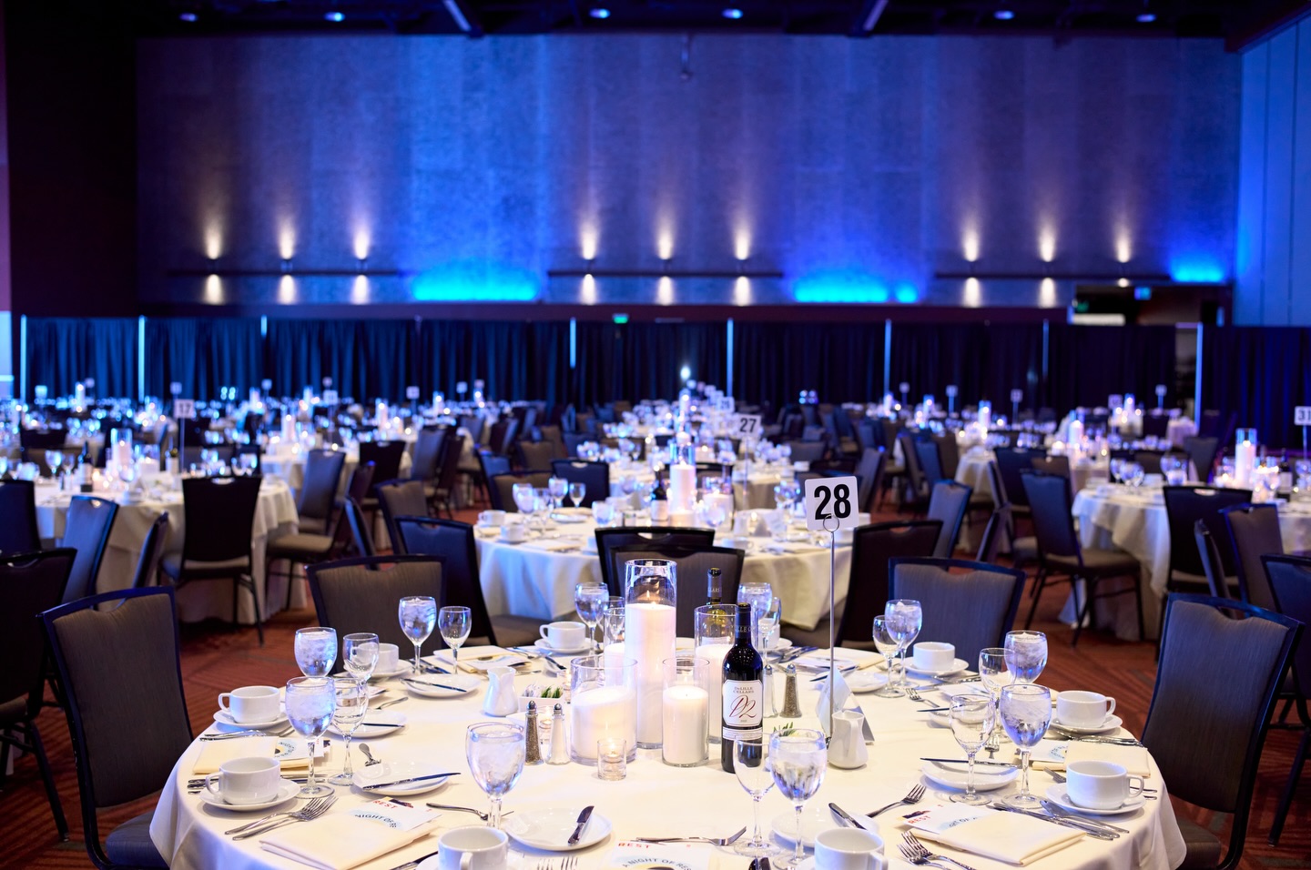 Still reflecting on some truly meaningful moments from 2025 — and REST’s Night of Rest is absolutely one of them.
An evening rooted in purpose, connection, and impact, the event featured a powerful art gallery alongside thoughtful programming that brought REST’s mission to life in a beautiful and intentional way. We’re grateful to have played a role in such an important night!
#gfsevents #nonprofitfundraising #nonprofit
@rest_seattle
Venue: @meydenbauercenter
Auctioneer: @ianlindsaylive
Emcee: @angelapoerussell
Av: Hardcastle
Decor: @aventurine_candles
Photography: Menrva Photography
Photobooth: @321fotobooth